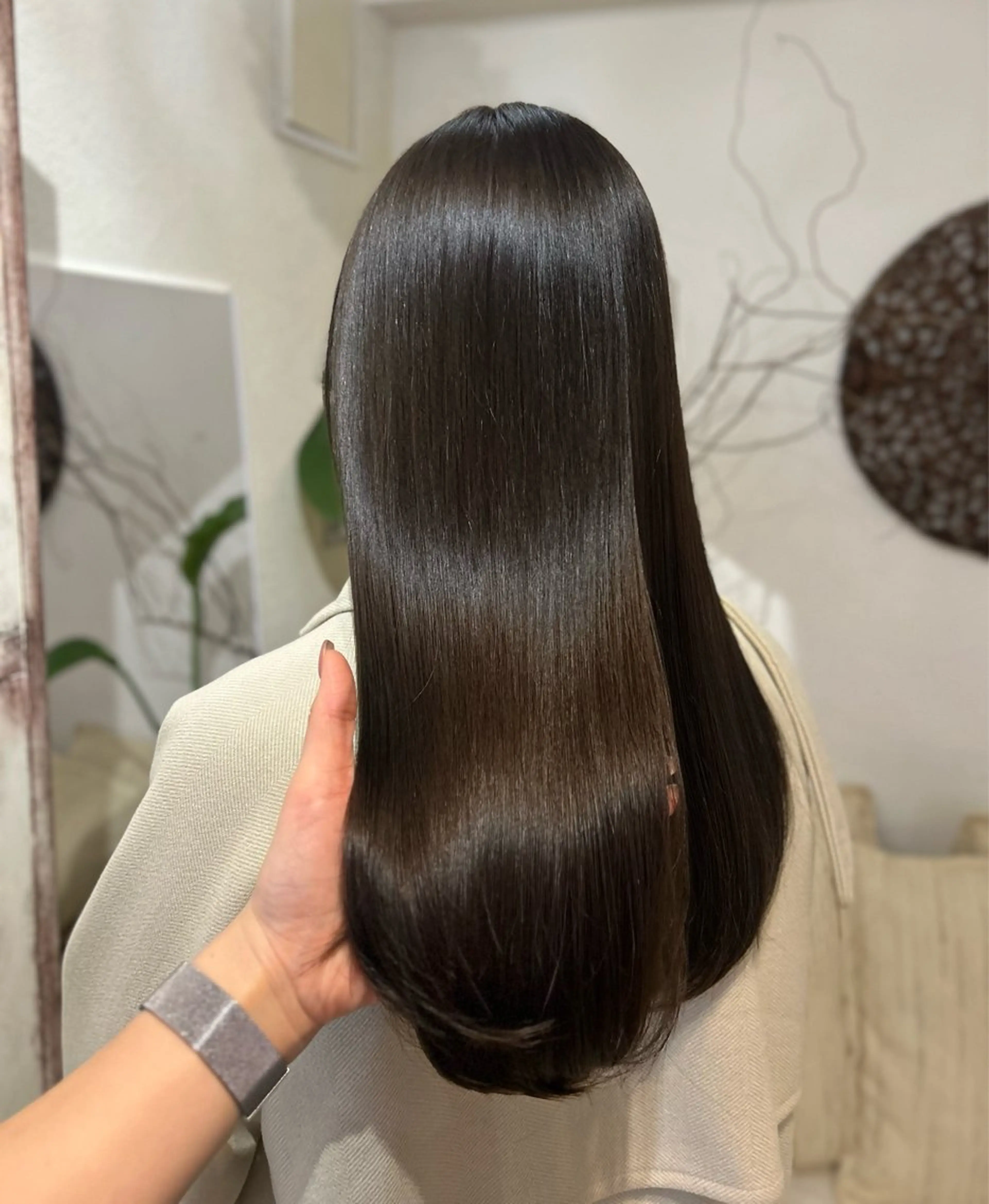 ロング カラー トリートメント ヘッドスパ putri 川邉 優花のヘアスタイル