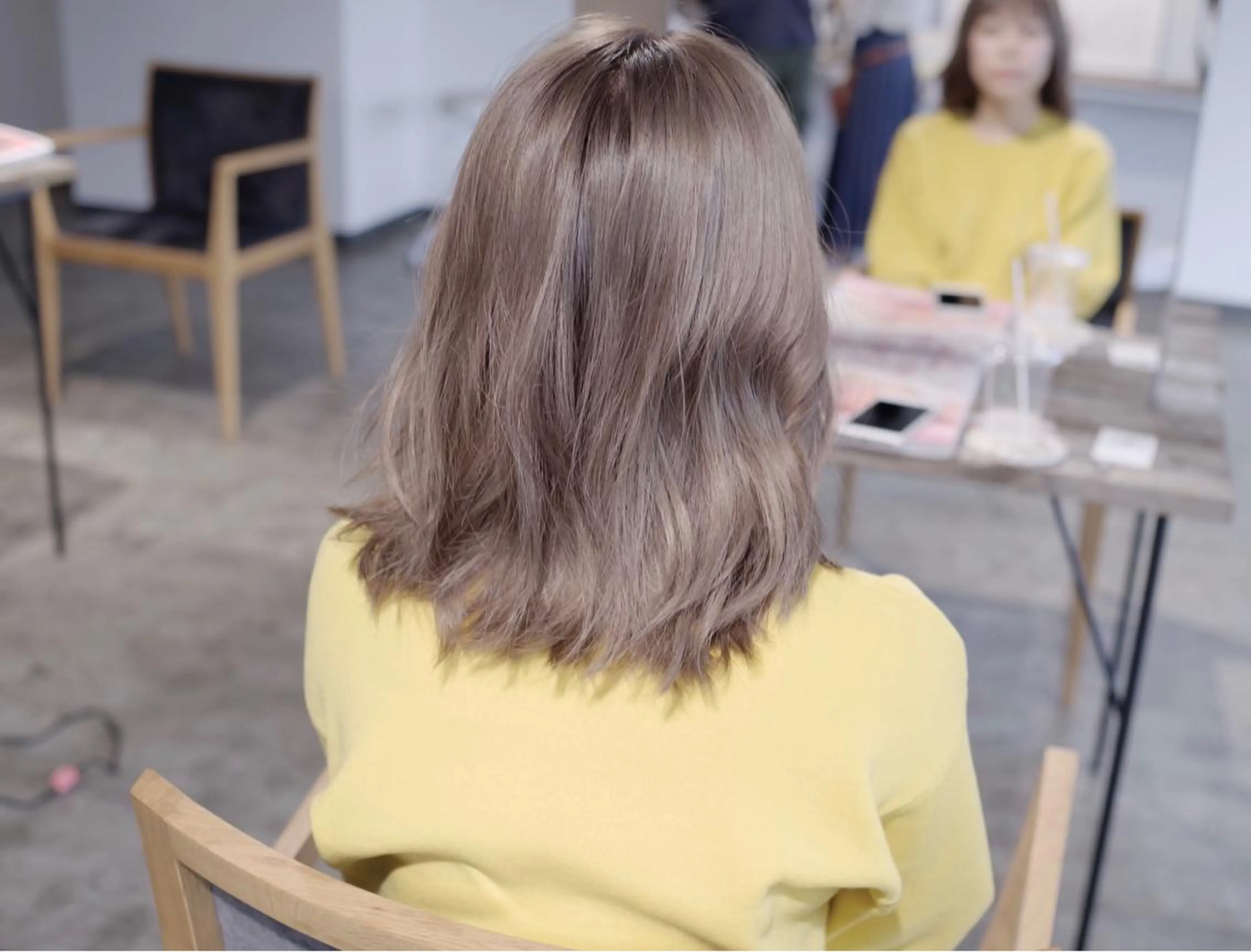 ミディアム カラー ヘアアレンジ クセ毛お悩みの方 四宮桂佑のヘアスタイル