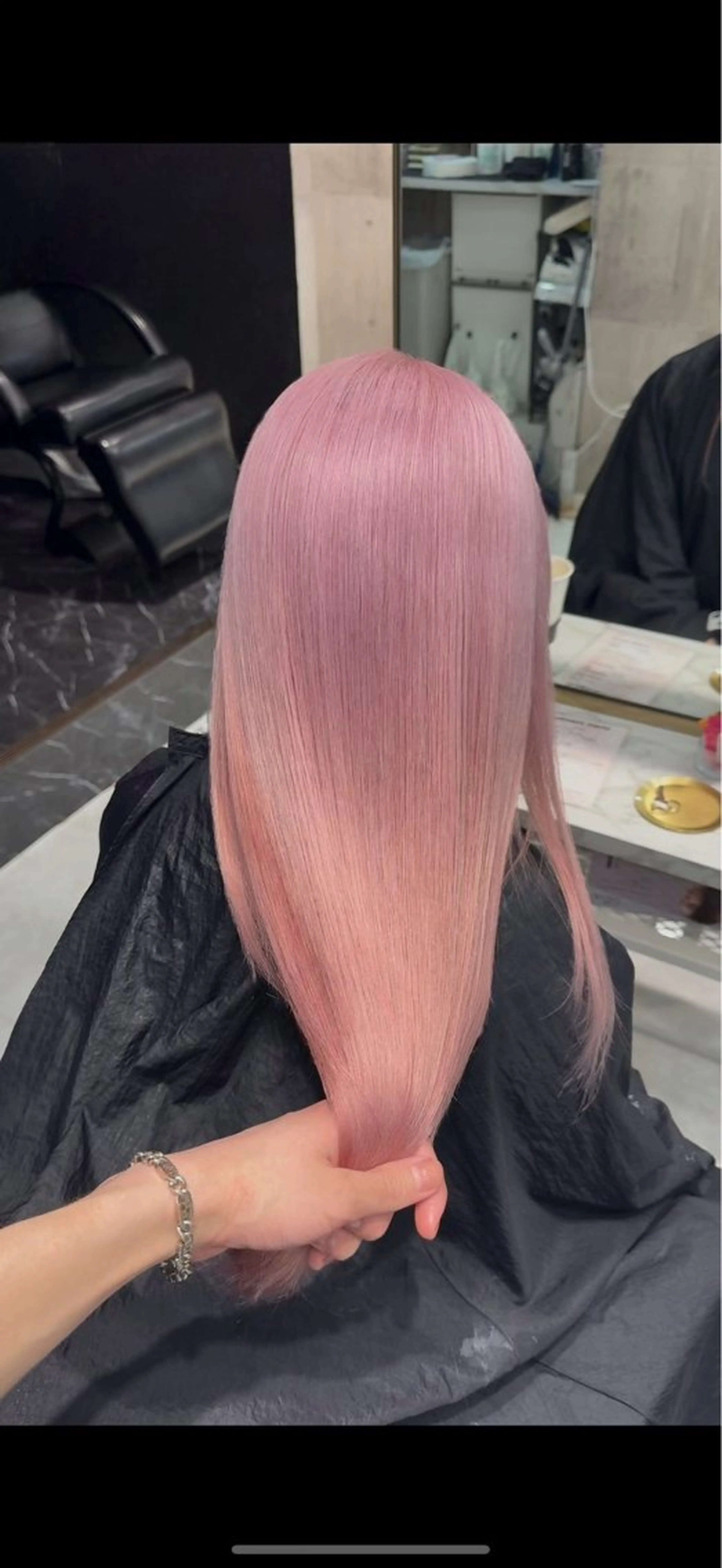 カラー 【🦋ハイトーンリタ ッチ🦋】ENAのヘアスタイル