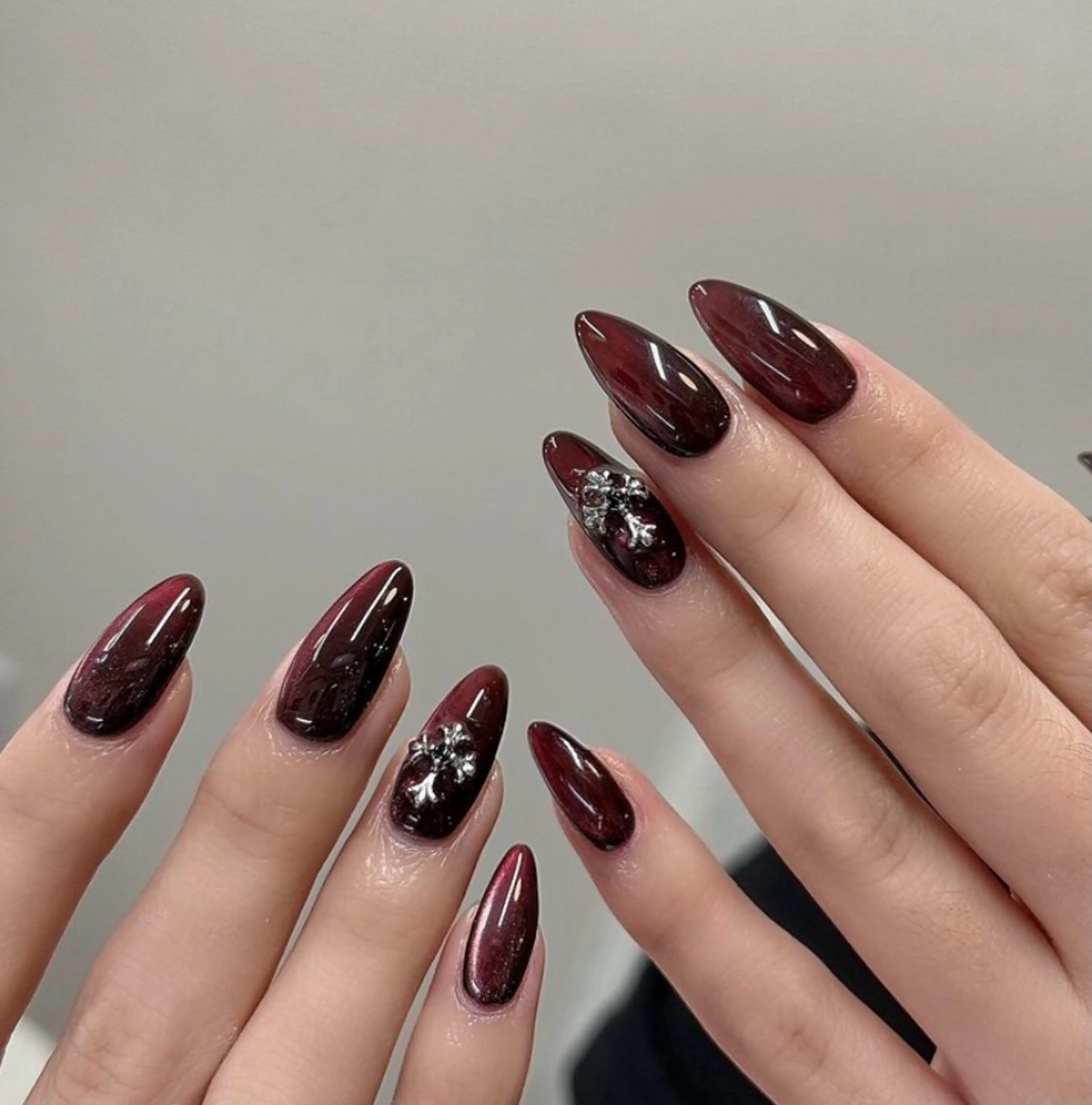 ネイル オーロラネイル チークネイル フレンチネイル 韓国ネイル マグネットネイル ハンドネイル ANA 168 池袋のネイルデザイン