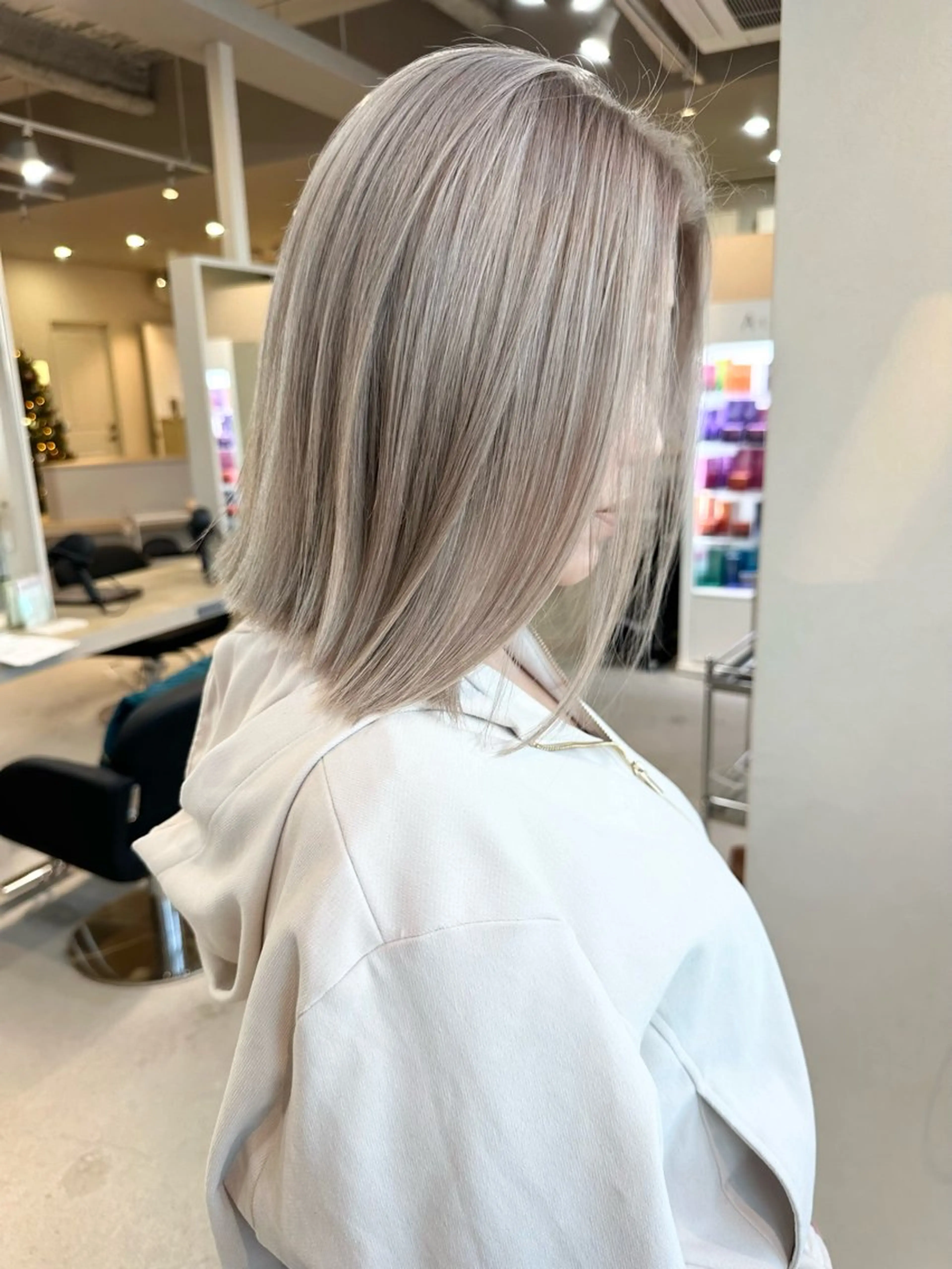 ショート カラー カット ヘアカラー トリートメント 井上 一平のヘアスタイル