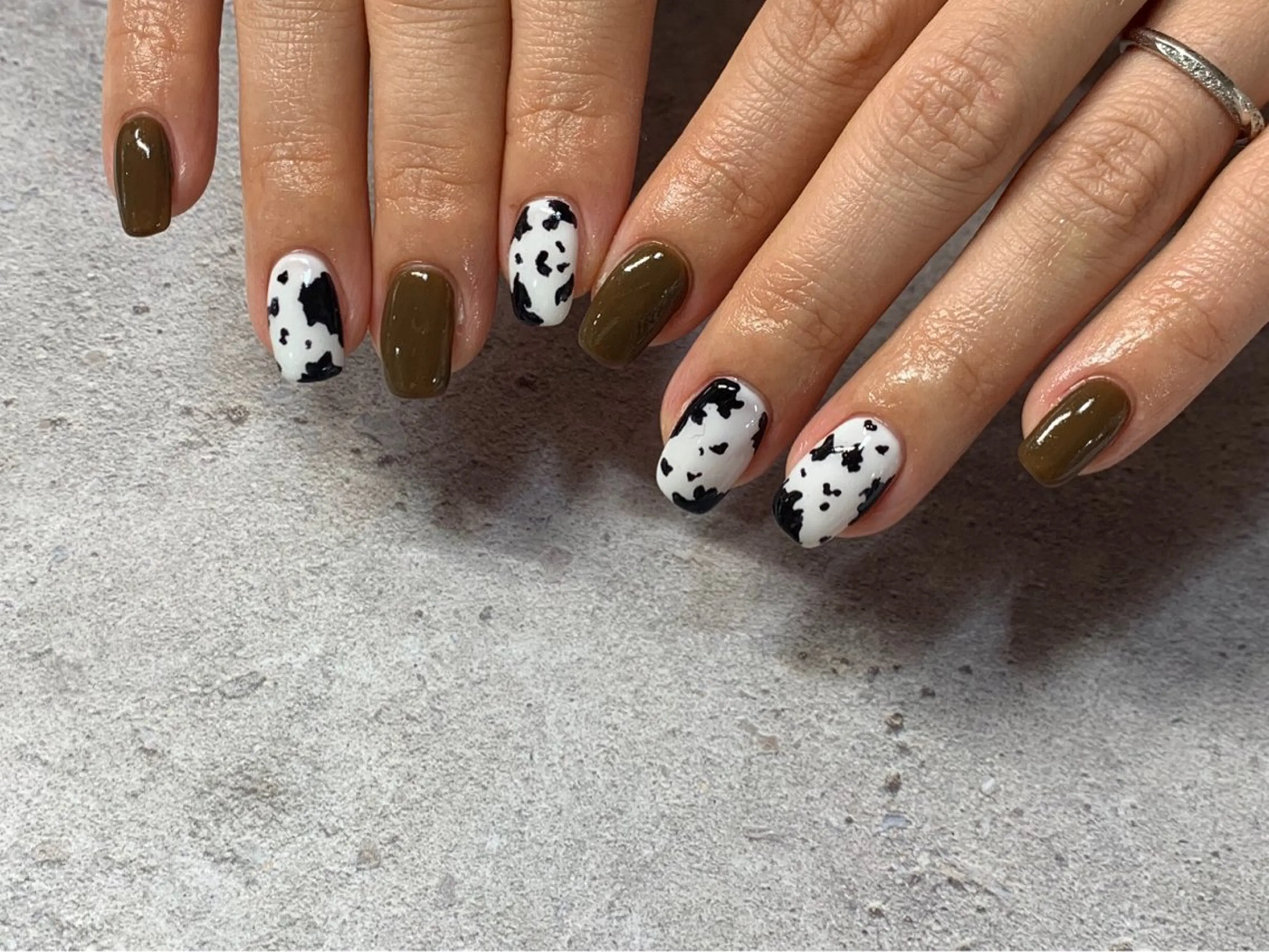 ネイル ハンドネイル THECOLORS所属・近貞 莉奈のネイルデザイン