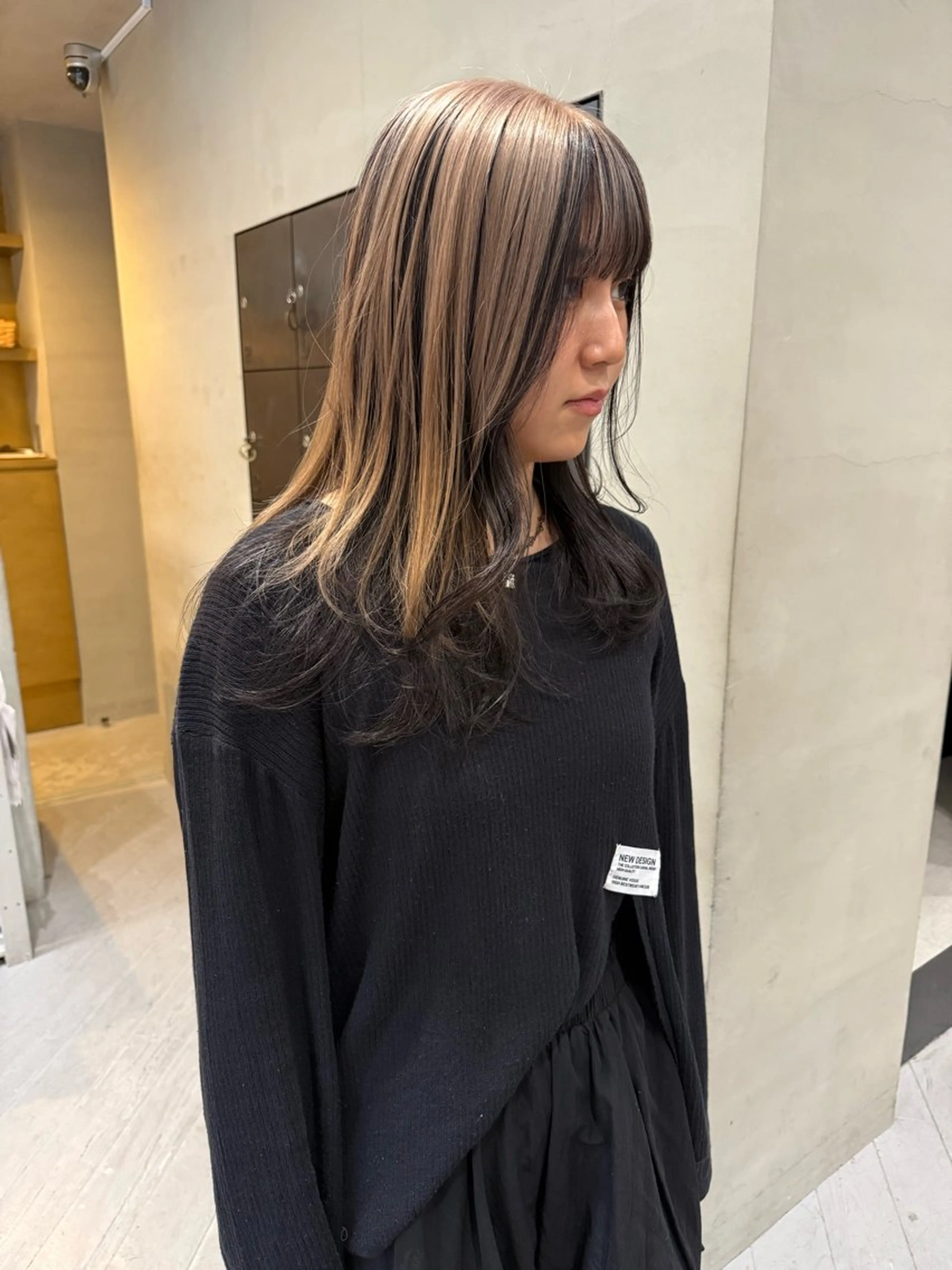ロング カット ヘアカラー saki / ボブ /ベージュ系カラーのヘアスタイル