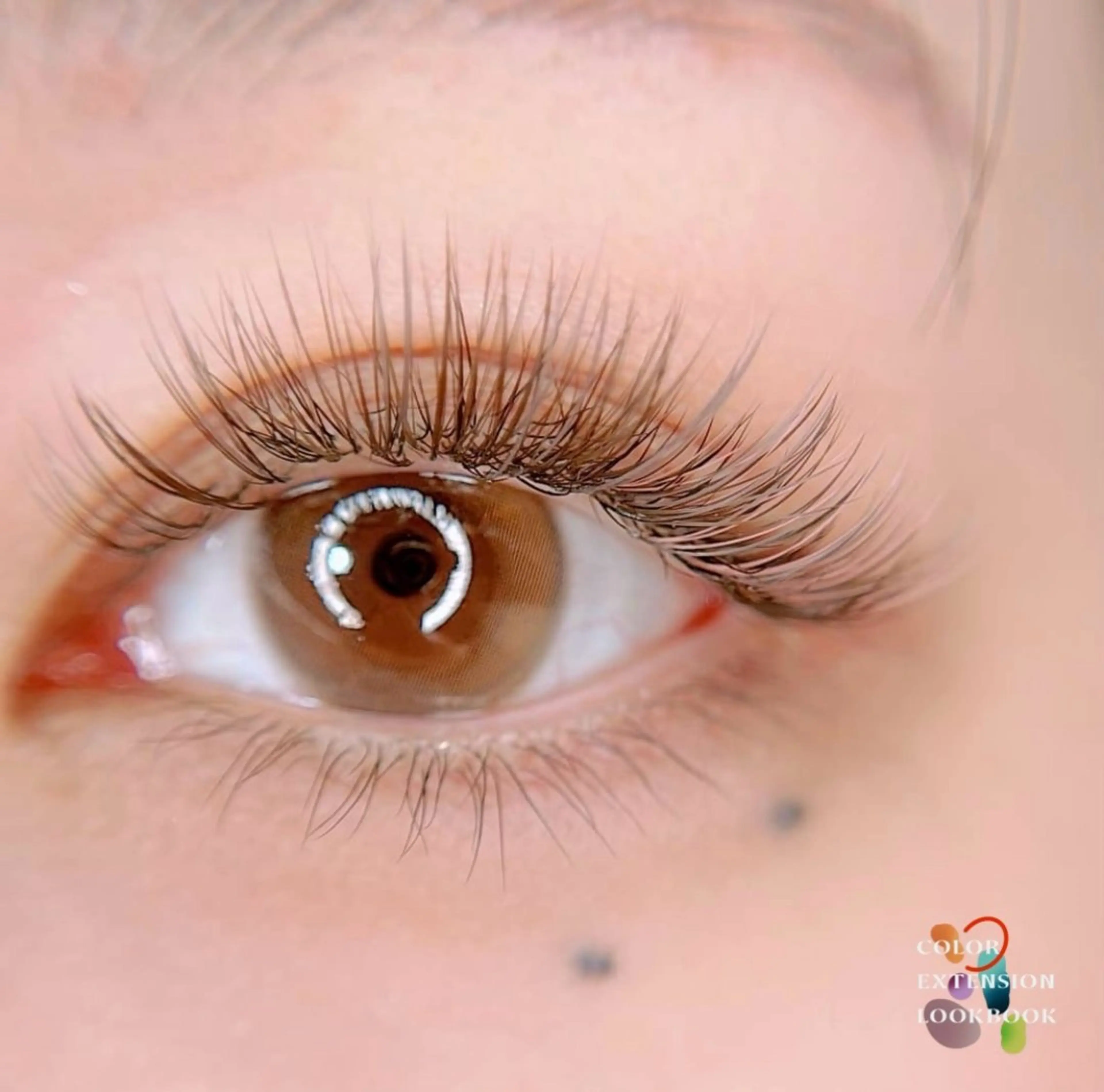 カラーエクステ 80本 ＋ パーマの写真