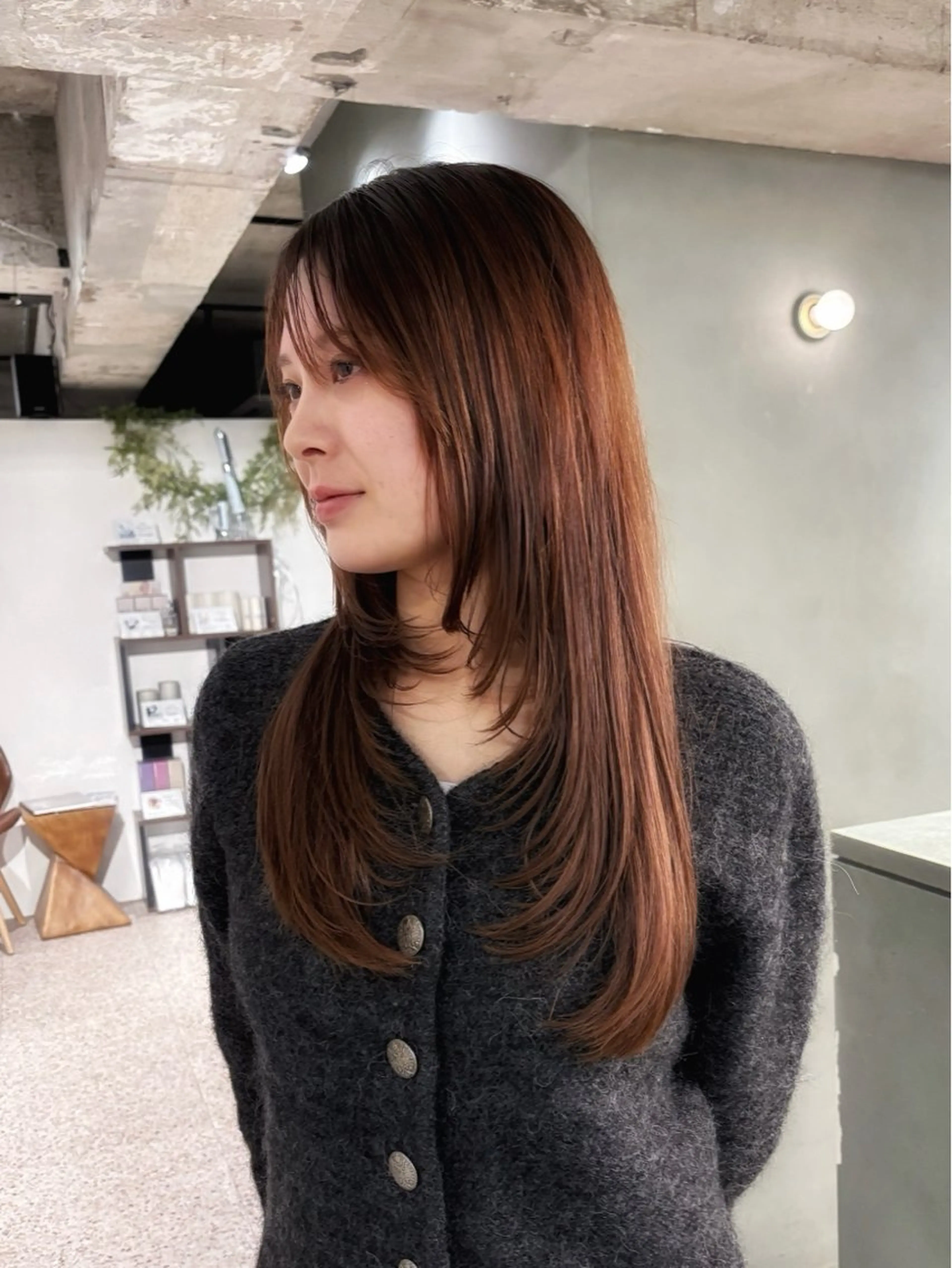 ロング ハイレイヤー レイヤーカット ロング シャギー TONUKOA RUA下北沢店【トヌコア ルア】所属・丸山璃子 /パーマ/レイヤーのヘアスタイル