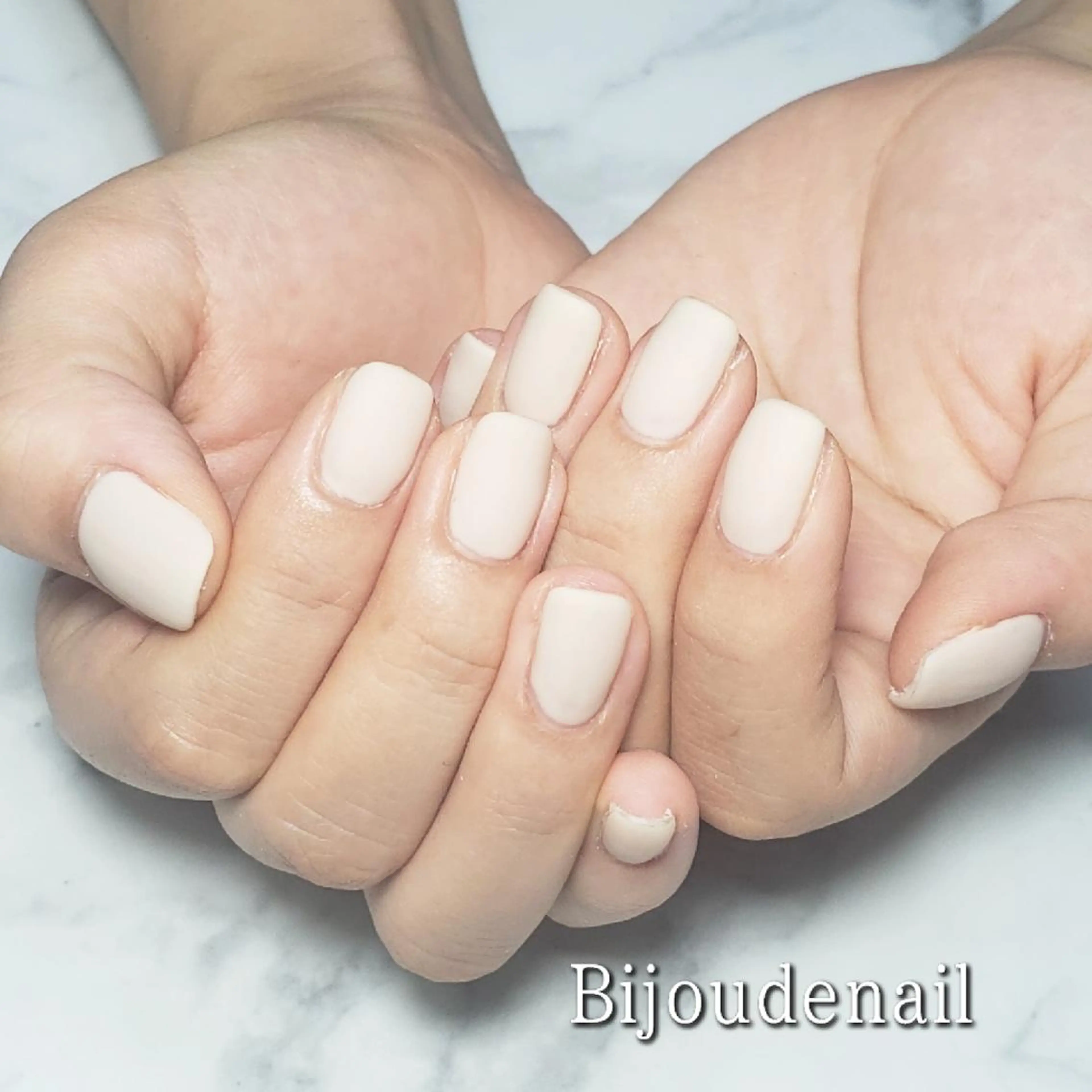 ネイル ビジュード ネイルのネイルデザイン