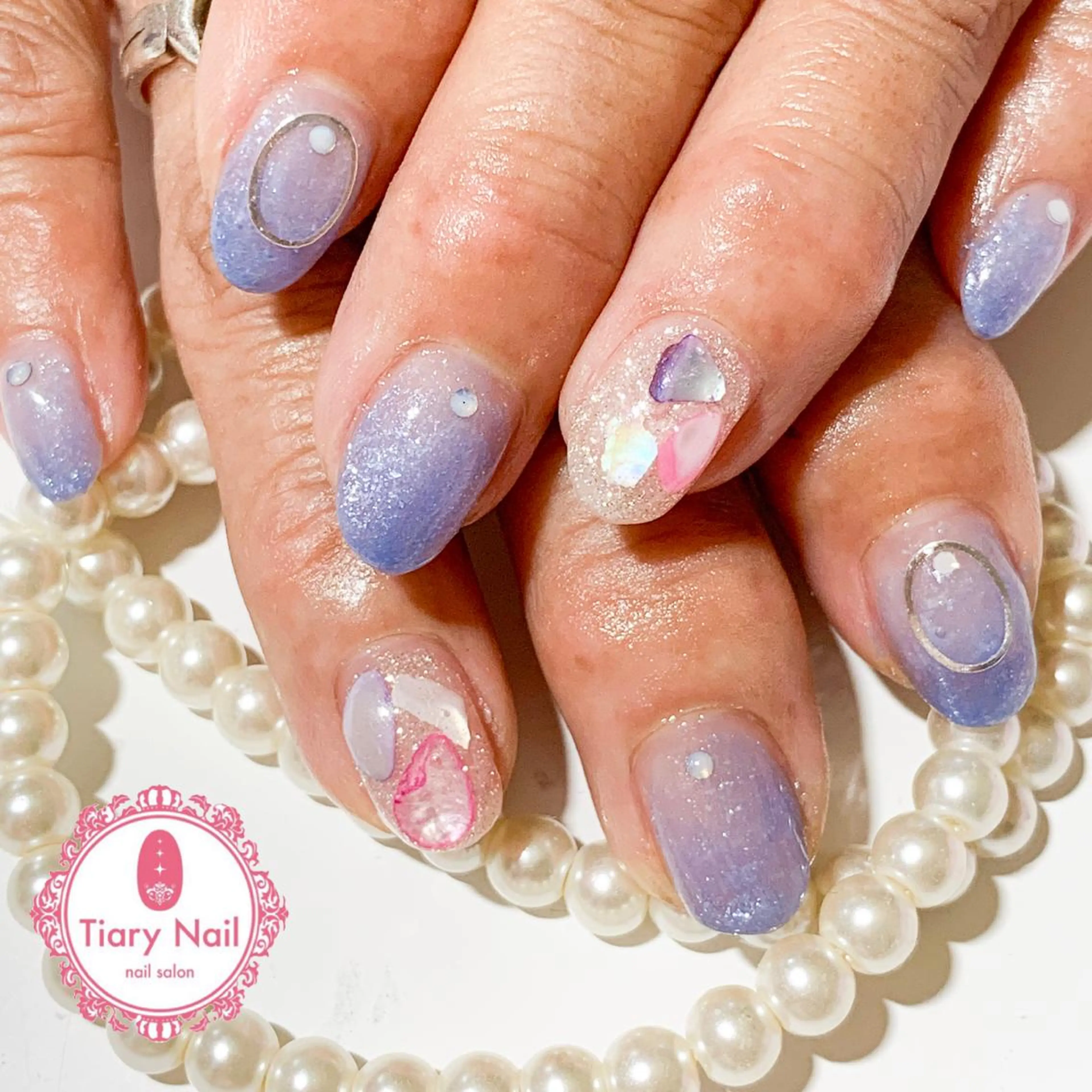 ネイル 💗🪽Tiary Nail🪽💗のネイルデザイン