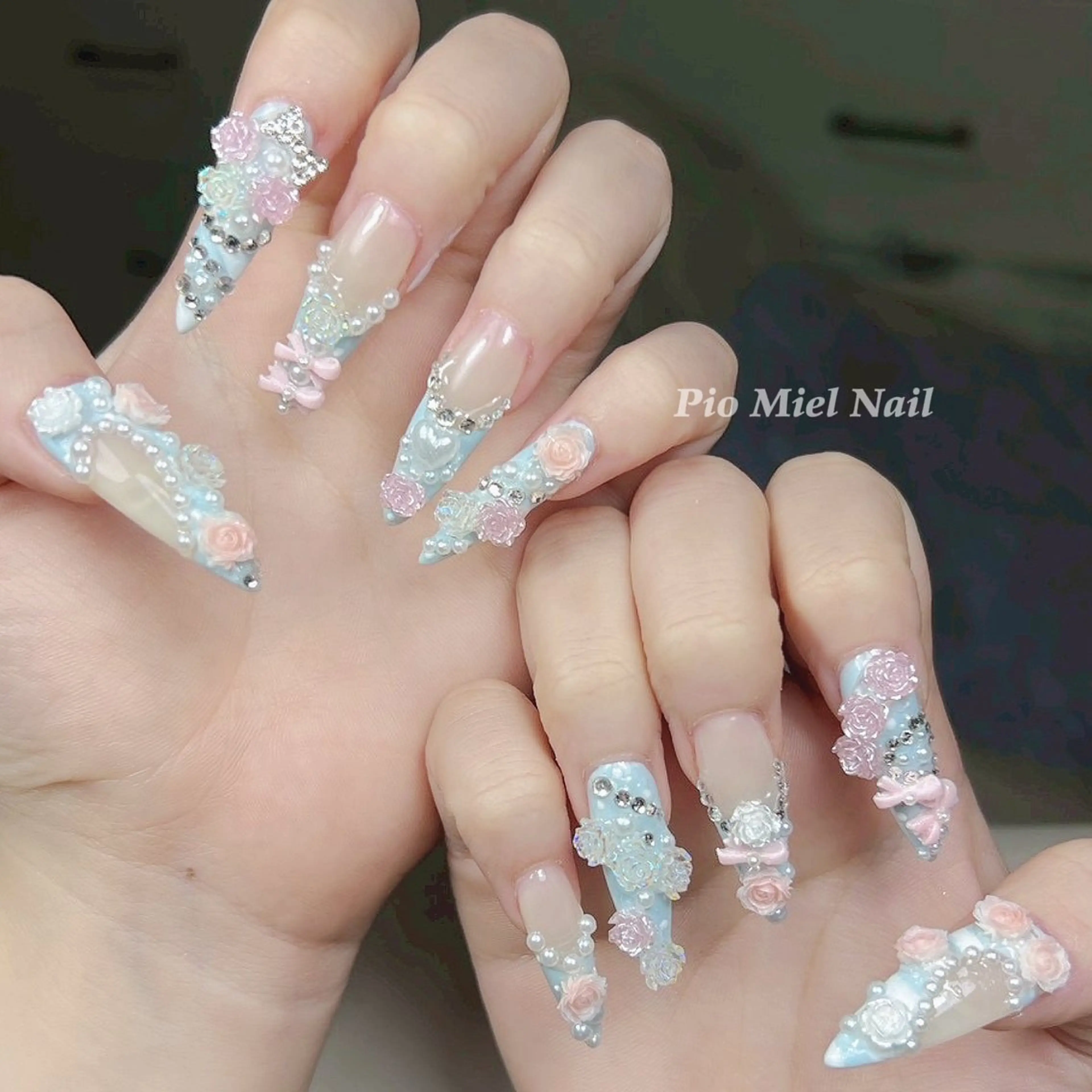 ネイル フレンチネイル 韓国ネイル マグネットネイル ニュアンスネイル オフィスネイル ハンドネイル Pio Mielのネイルデザイン