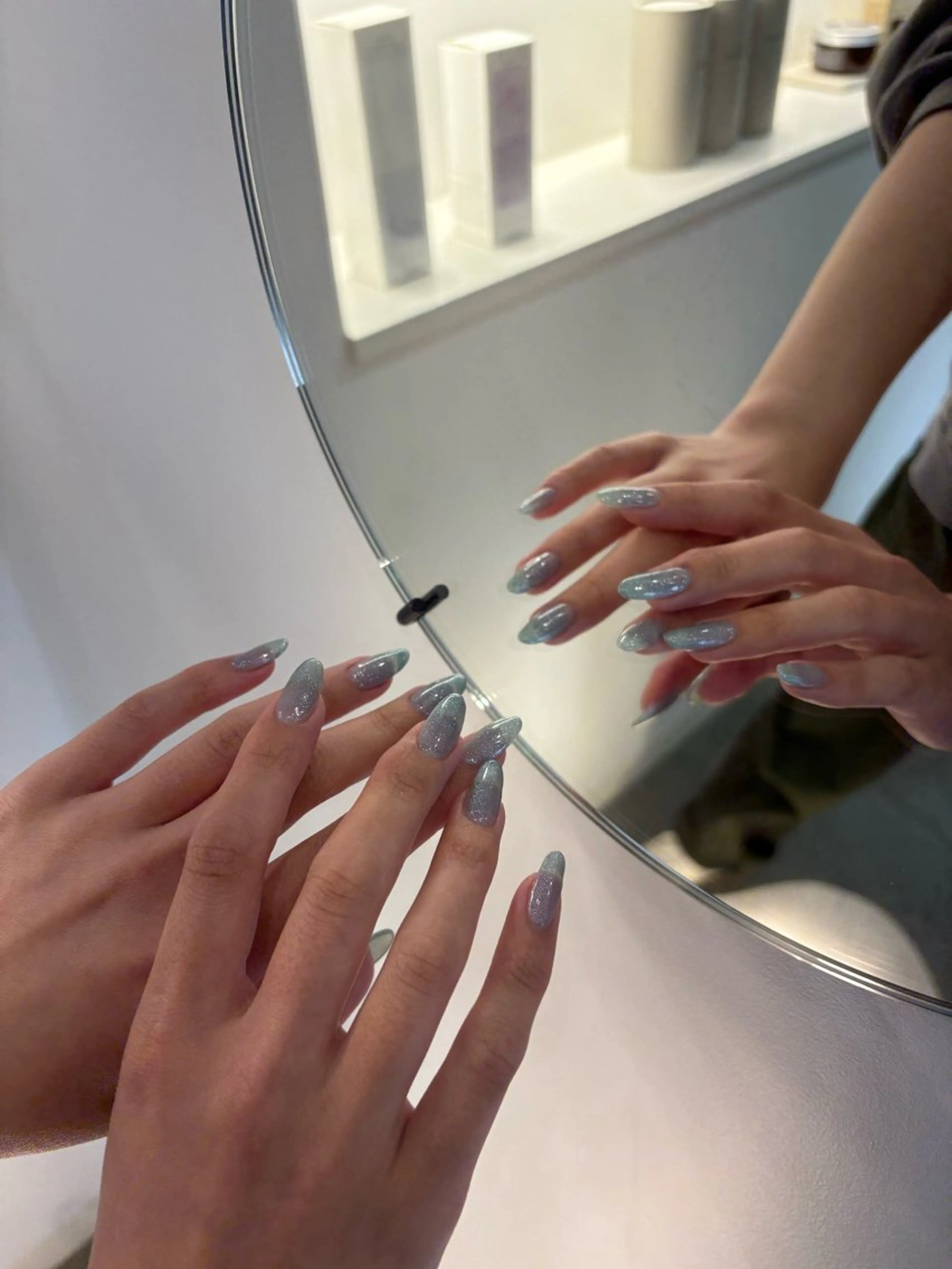 ネイル whitepaper 🎀airiのネイルデザイン