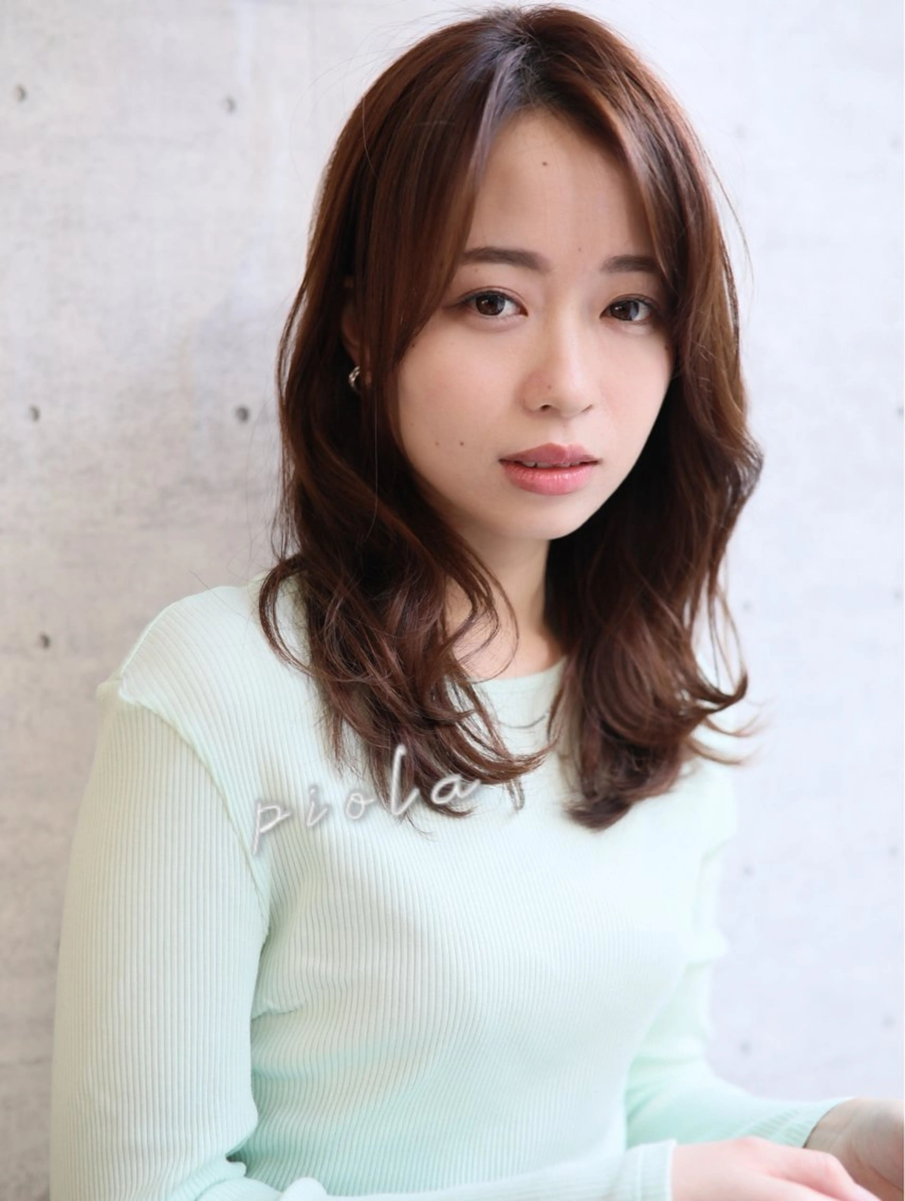 ロング カラー ベージュカラー ブラウンカラー piola所属・hide [大人女性向けヘア]のヘアスタイル