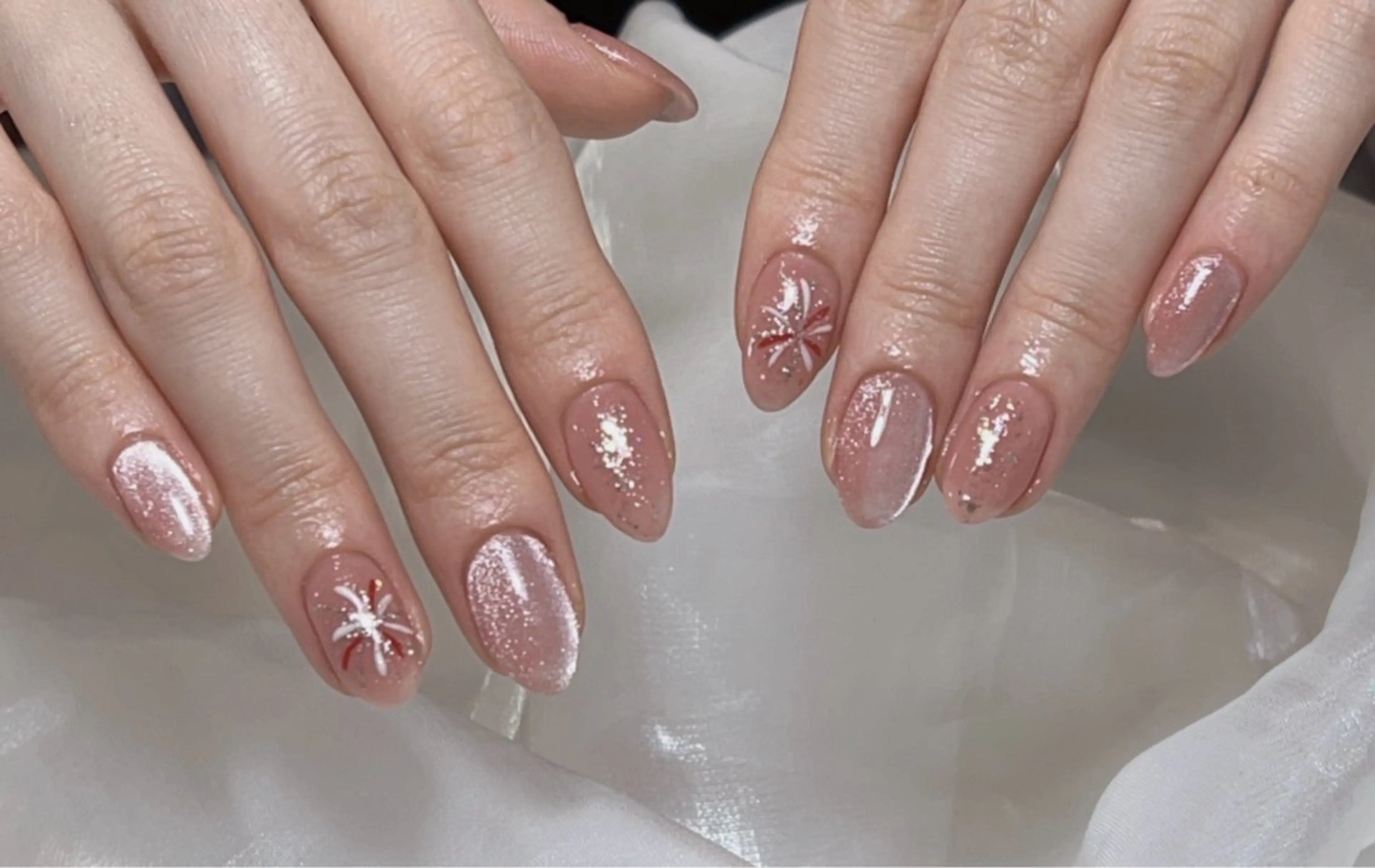 ミディアム ハンドネイル ハンドケア YUAN. Nailのネイルデザイン
