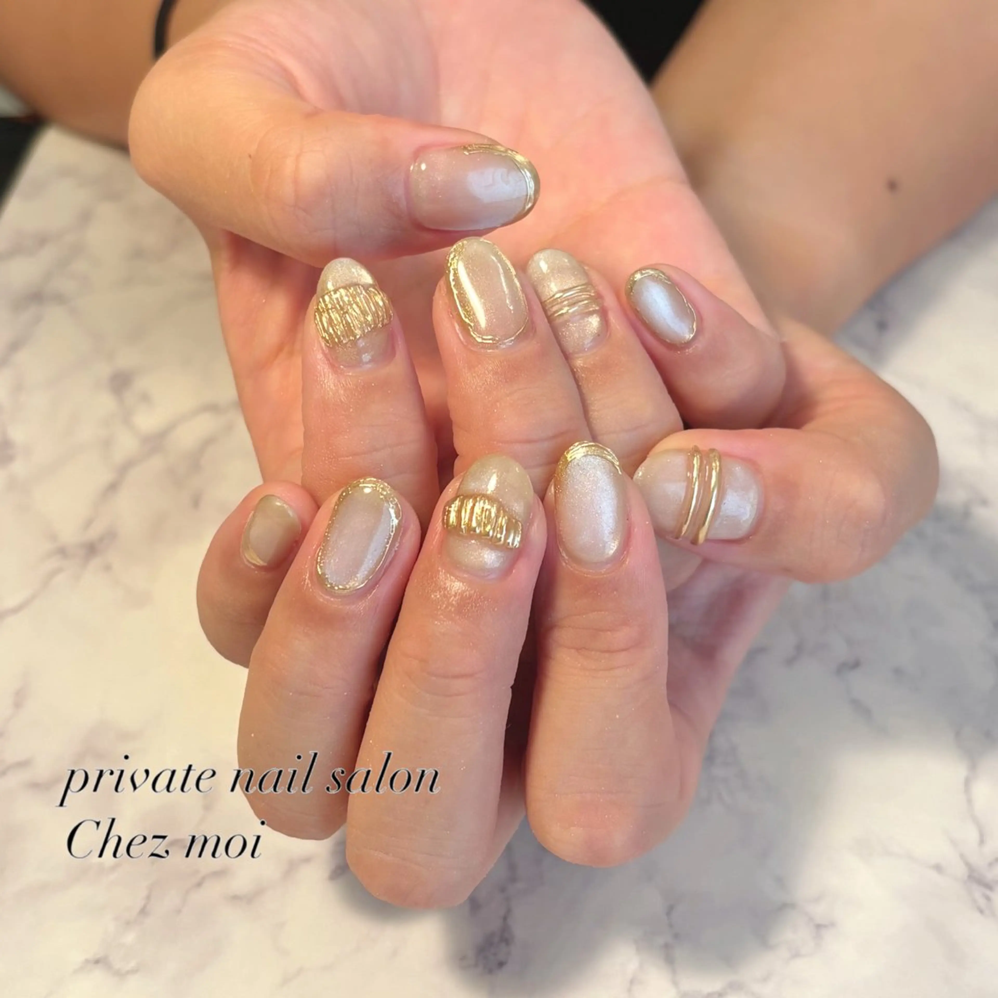 ネイル KOMINE TOMOKOのネイルデザイン