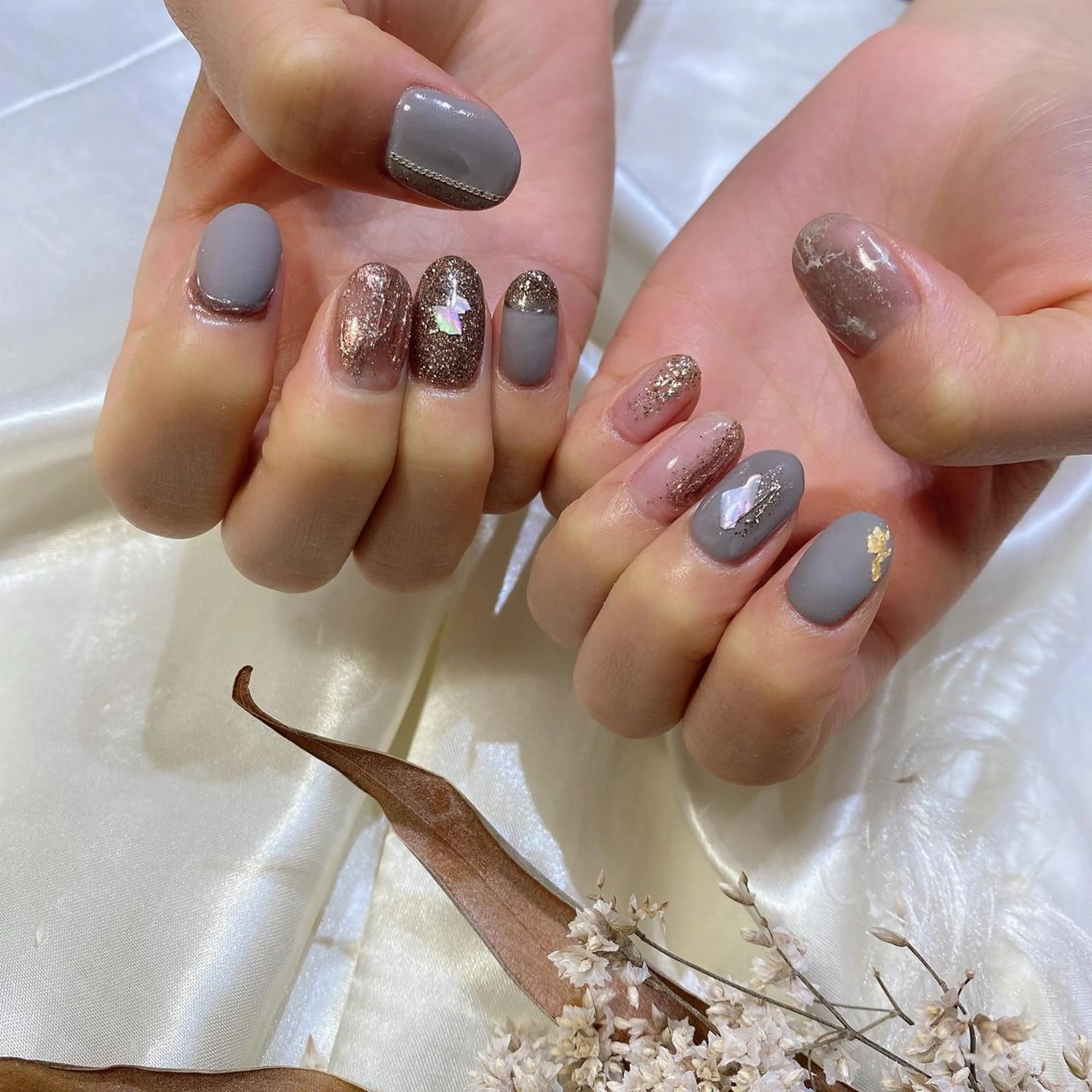 ネイル ハンドネイル 西岡 杏のネイルデザイン