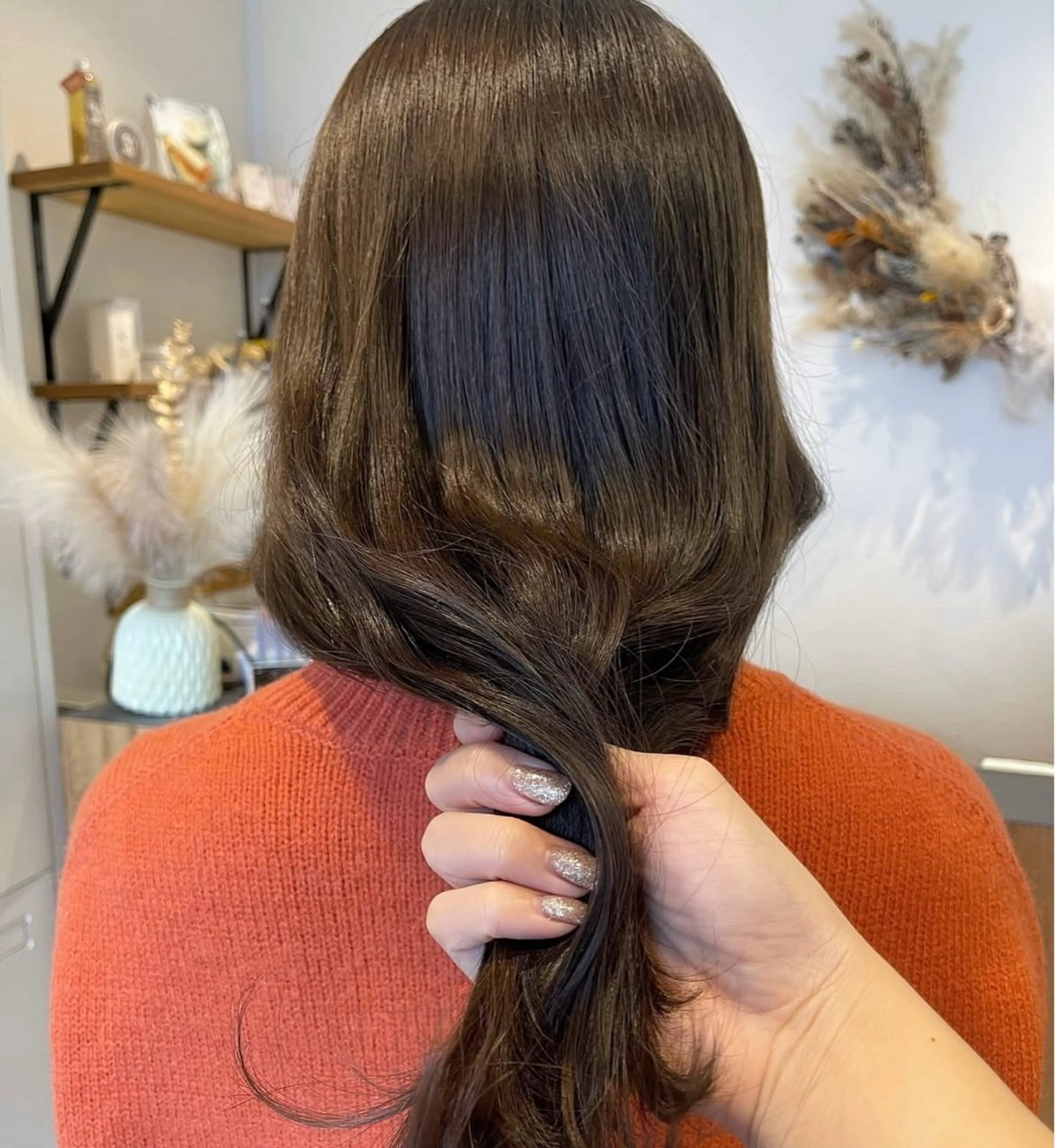 カラー 和田 紗弥香のヘアスタイル