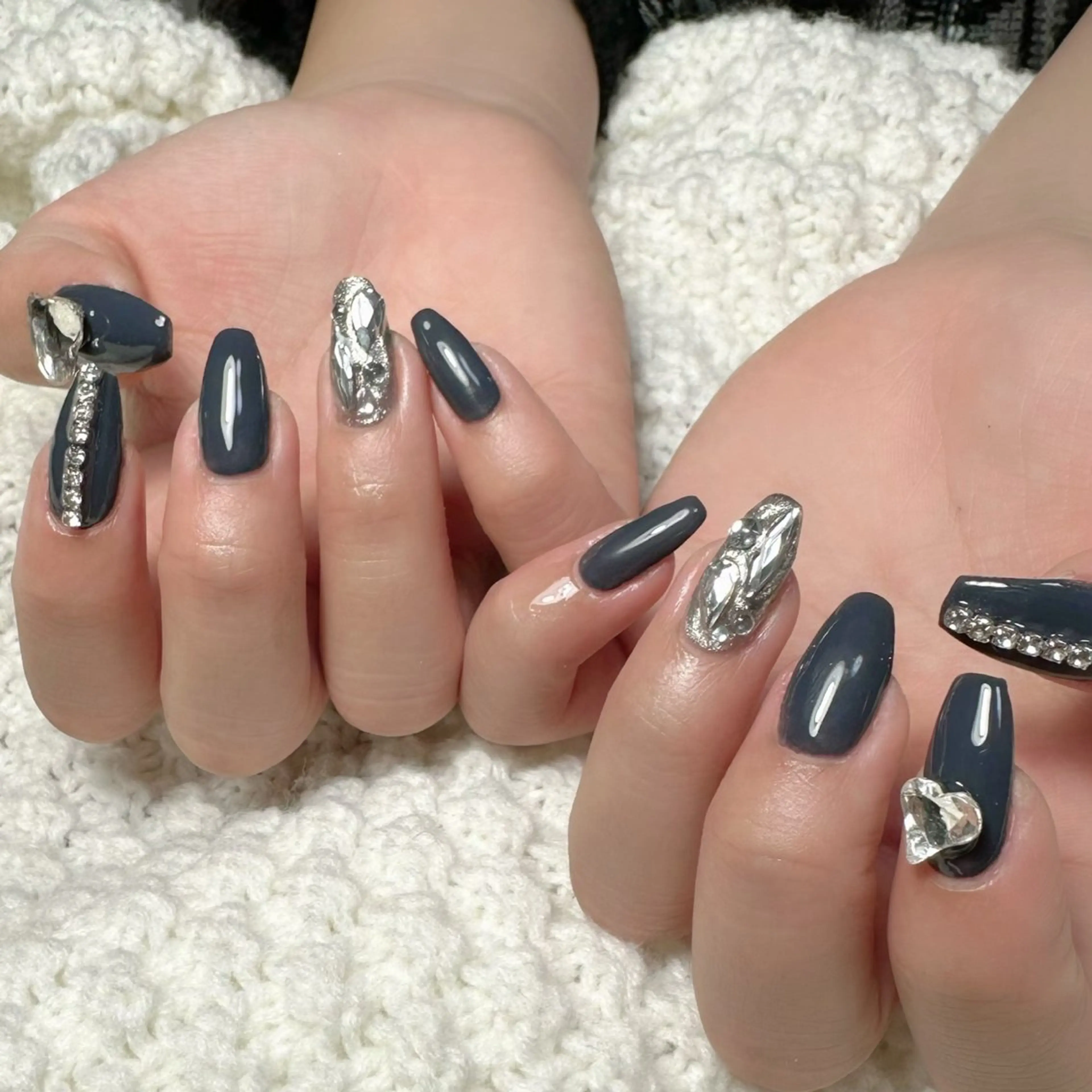 ネイル 新山 聖のネイルデザイン