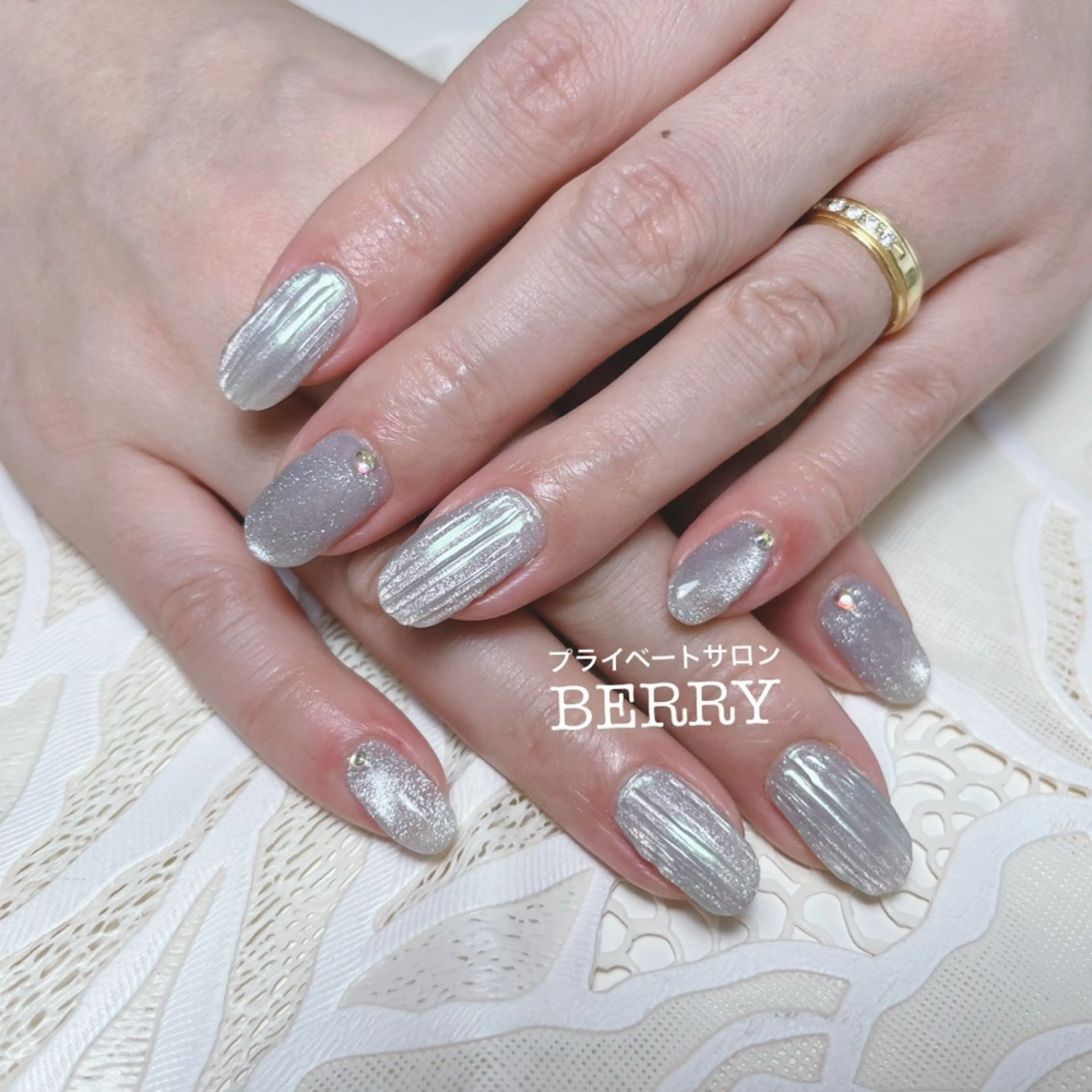 ネイル オーロラネイル マグネットネイル ハンドネイル プライベートサロン BERRY所属・プライベートサロン BERRYのエステ・リラクイメージ