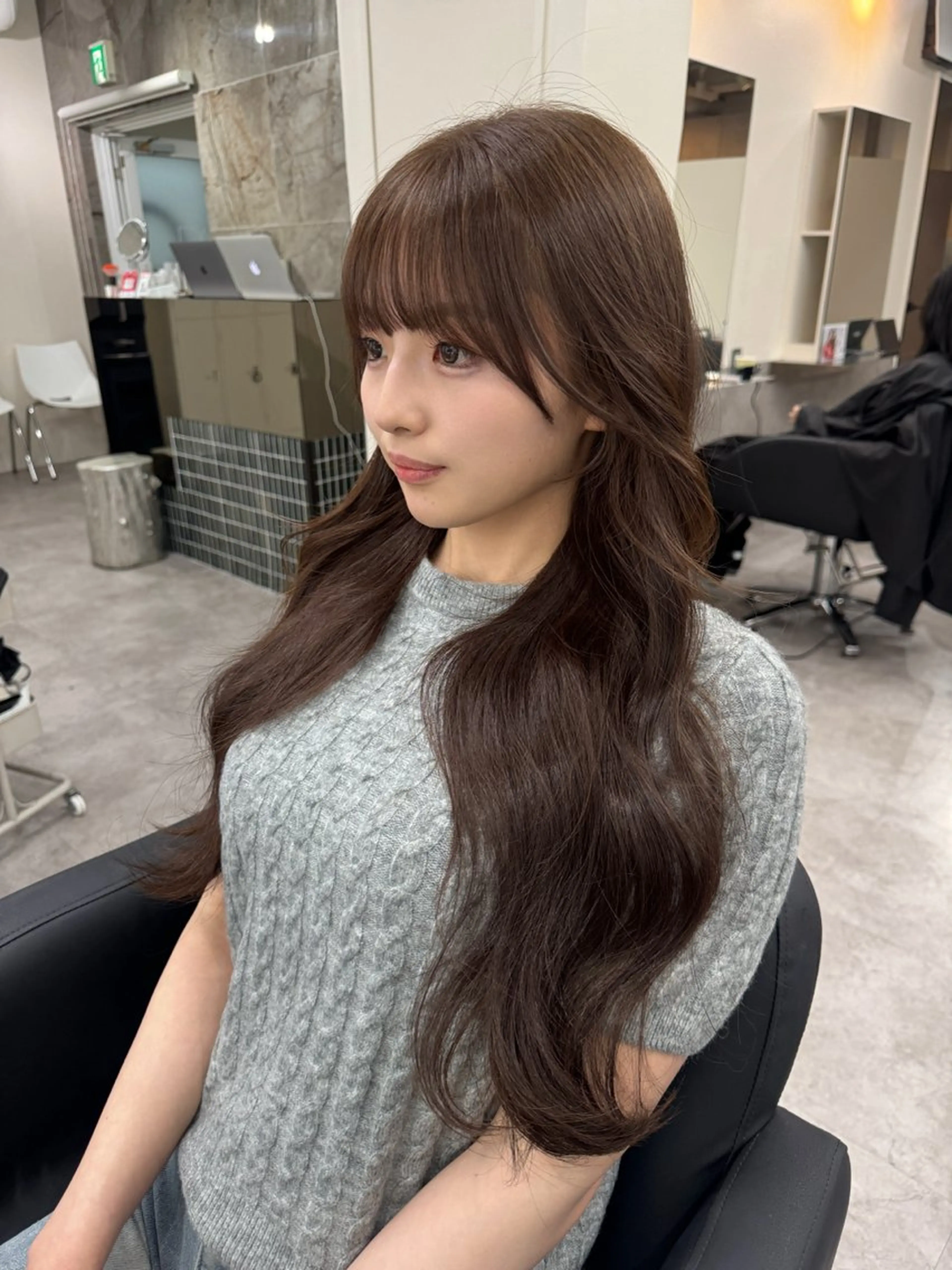 ロング カラー ダブルカラー ヘアカラー トリートメント 🎀髪質改善×韓国レ イヤー×透明感/米田のヘアスタイル