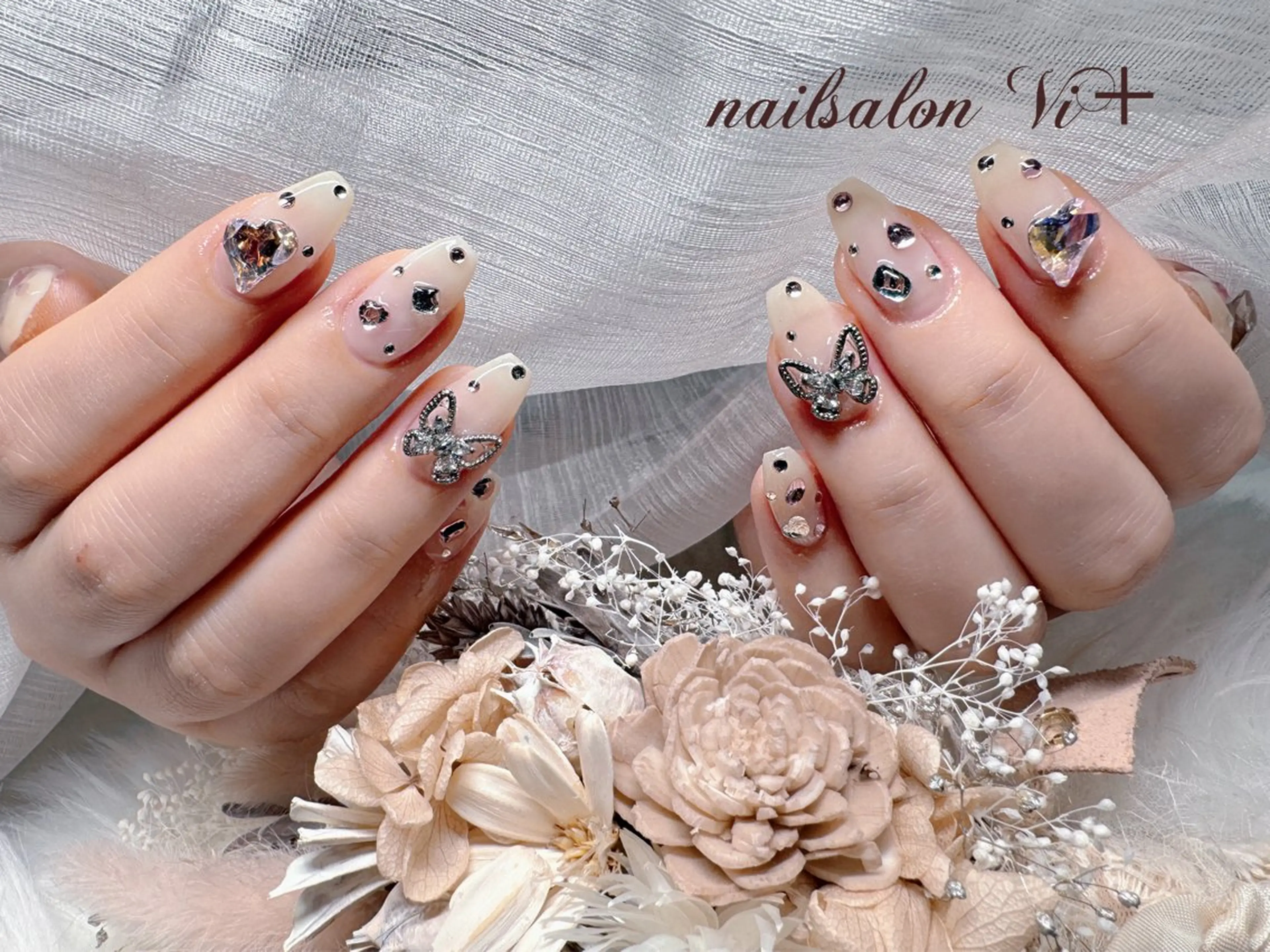 ネイル ハンドネイル ✨Nailsalon Vi+✨のネイルデザイン