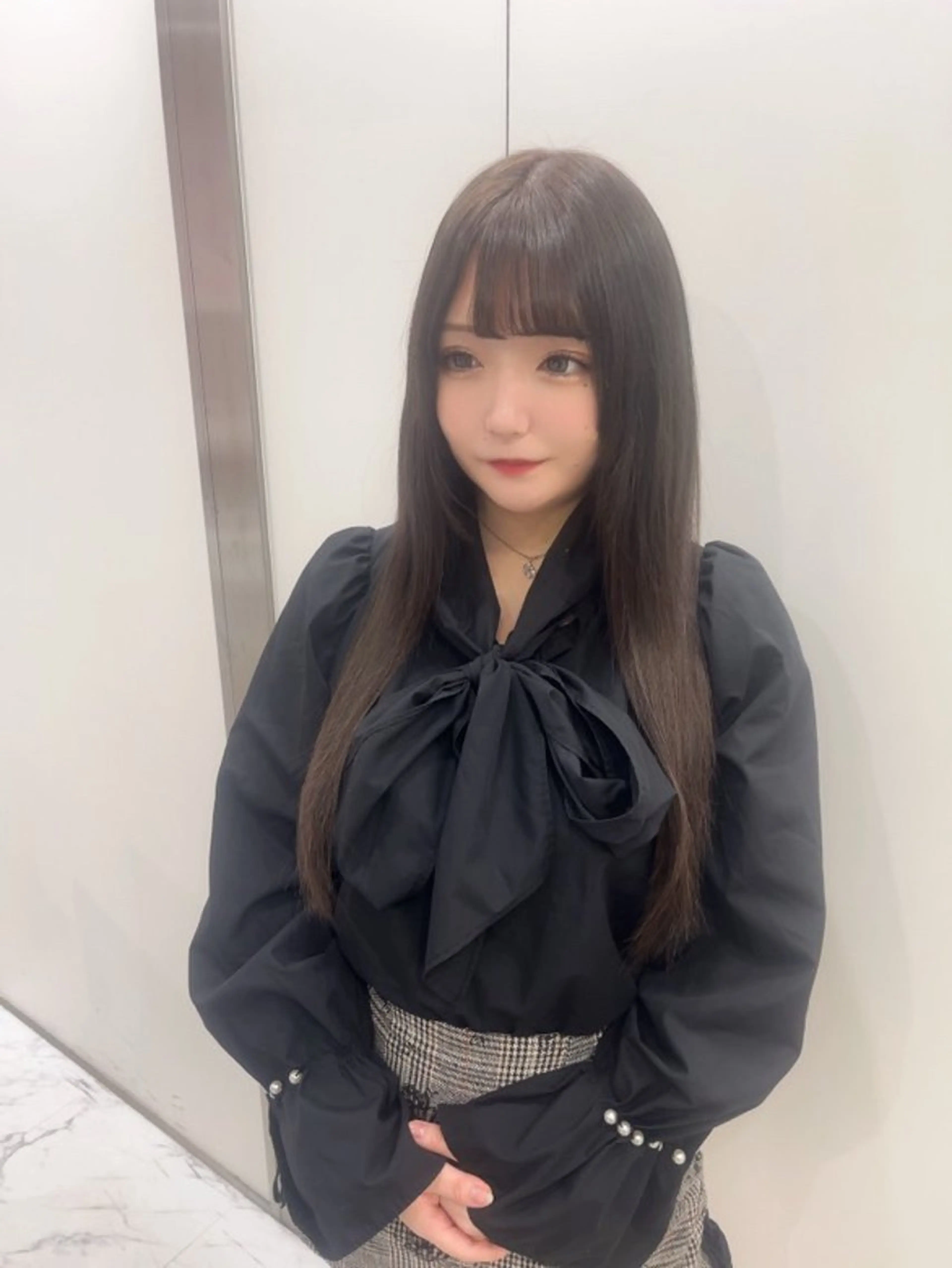 ロング シールエクステ エクステ 韓国風ヘア ロング 濱川響太レディース カットモデルのヘアスタイル