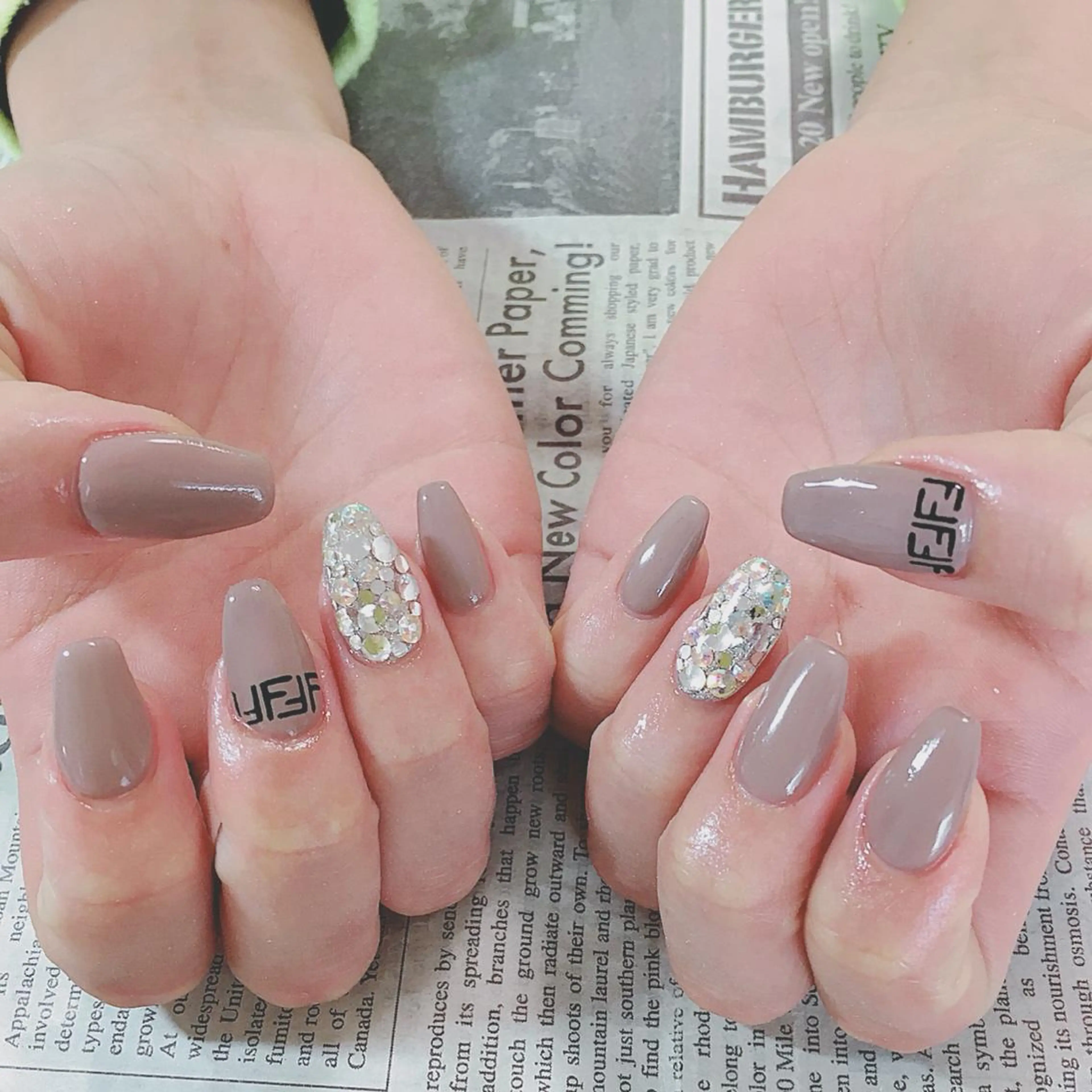 ネイル ハンドネイル ハンドケア 森山 舞のネイルデザイン