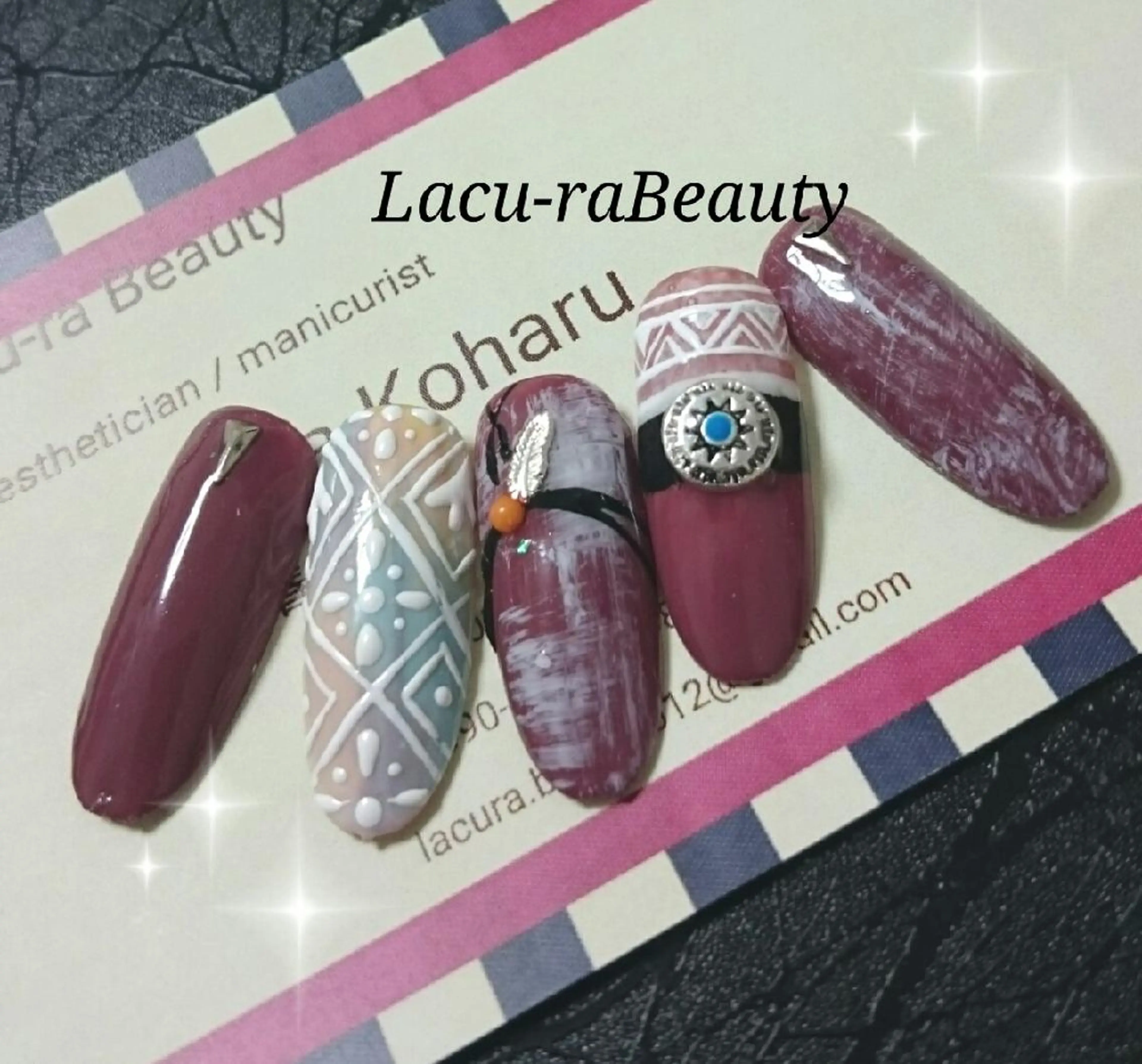 ネイル 小顔と腸の専門店 ラクーラビューティのエステ・リラクイメージ