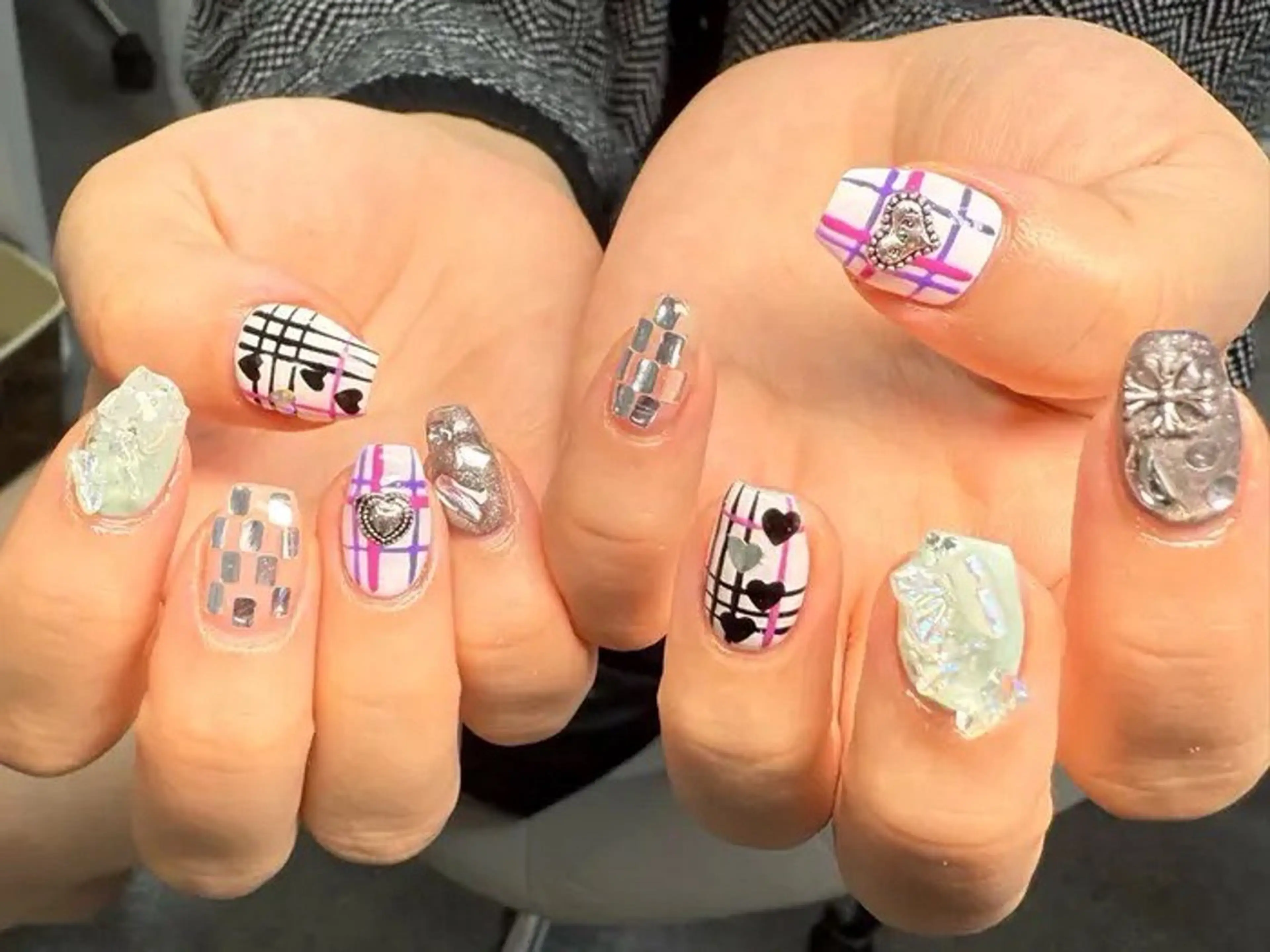 ネイル ＪＯＪＯnail所属・JOJOネイル ユカのネイルデザイン