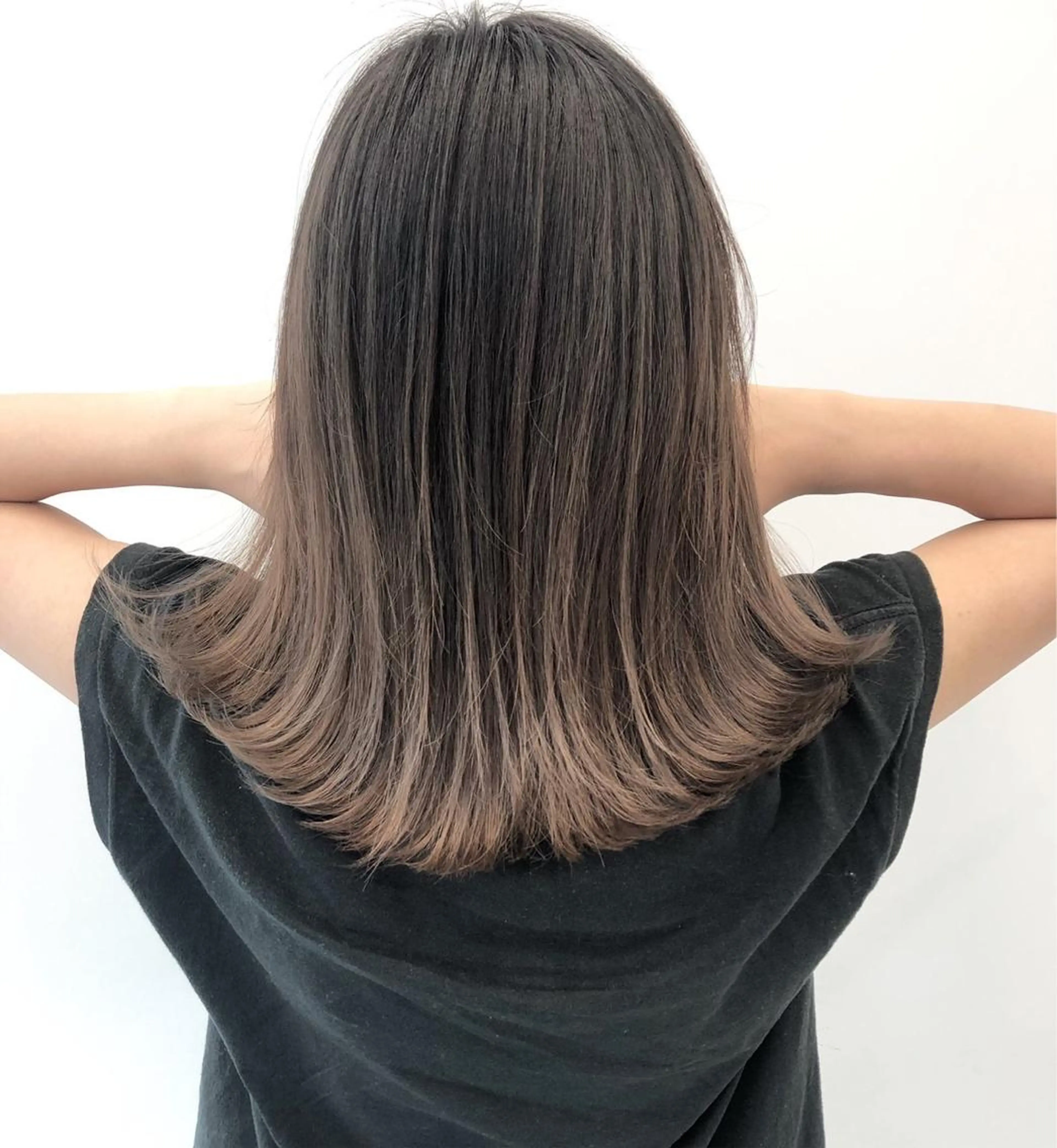 ミディアム カラー ヘアアレンジ 【公式】amble luxe池袋東口🩷のヘアスタイル