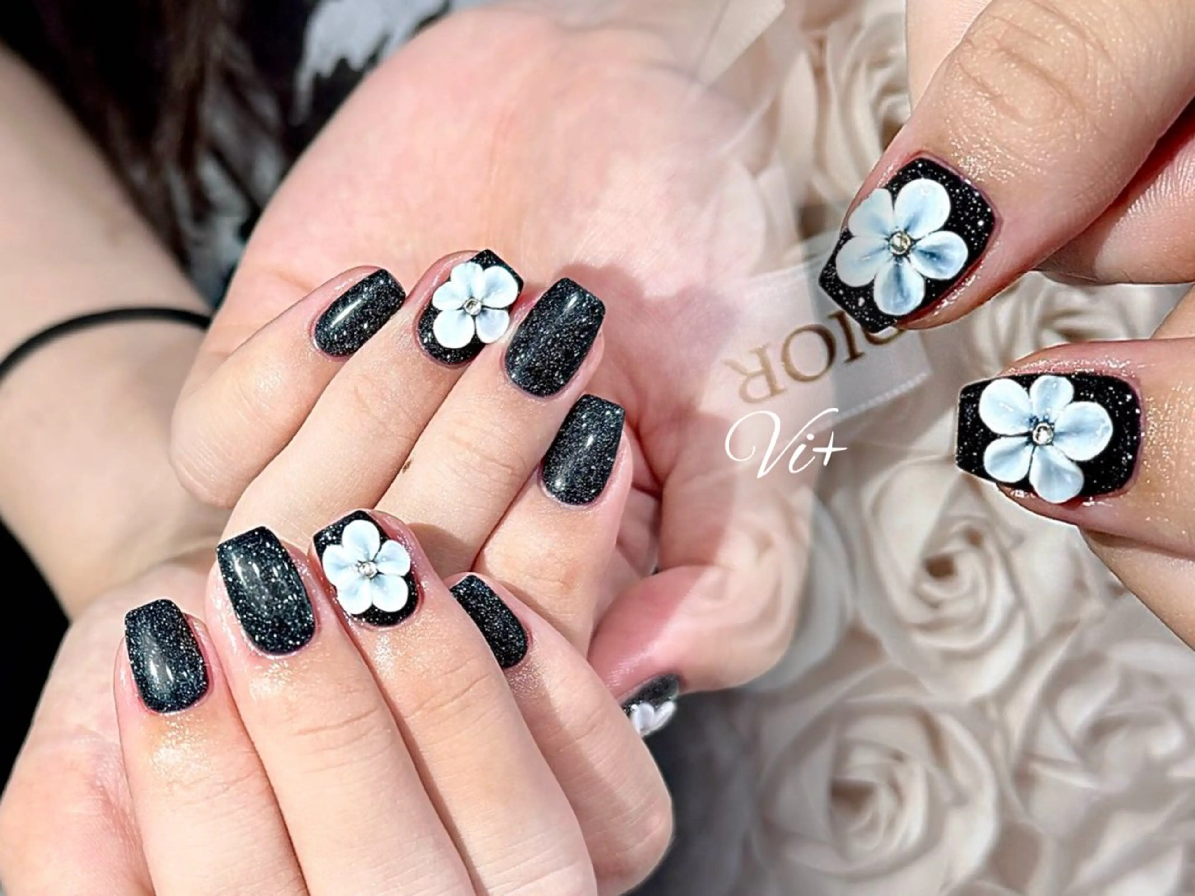 ネイル ハンドネイル ✨Nailsalon Vi+✨のネイルデザイン