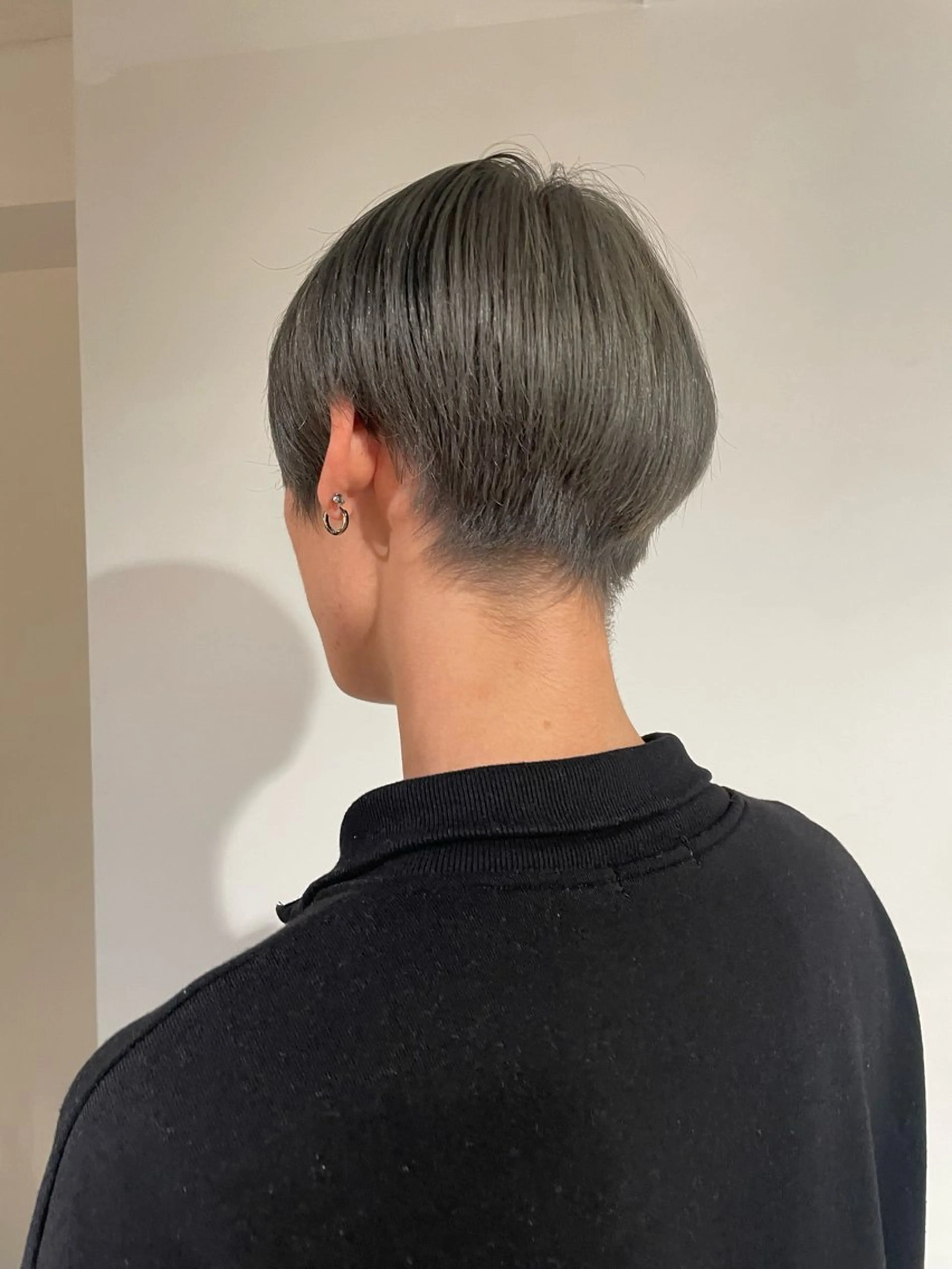 ショート カラー ブリーチ ダブルカラー グレージュ ヘアカラー トリートメント 暖色カラー🍒 ケアブリーチ/akiのヘアスタイル