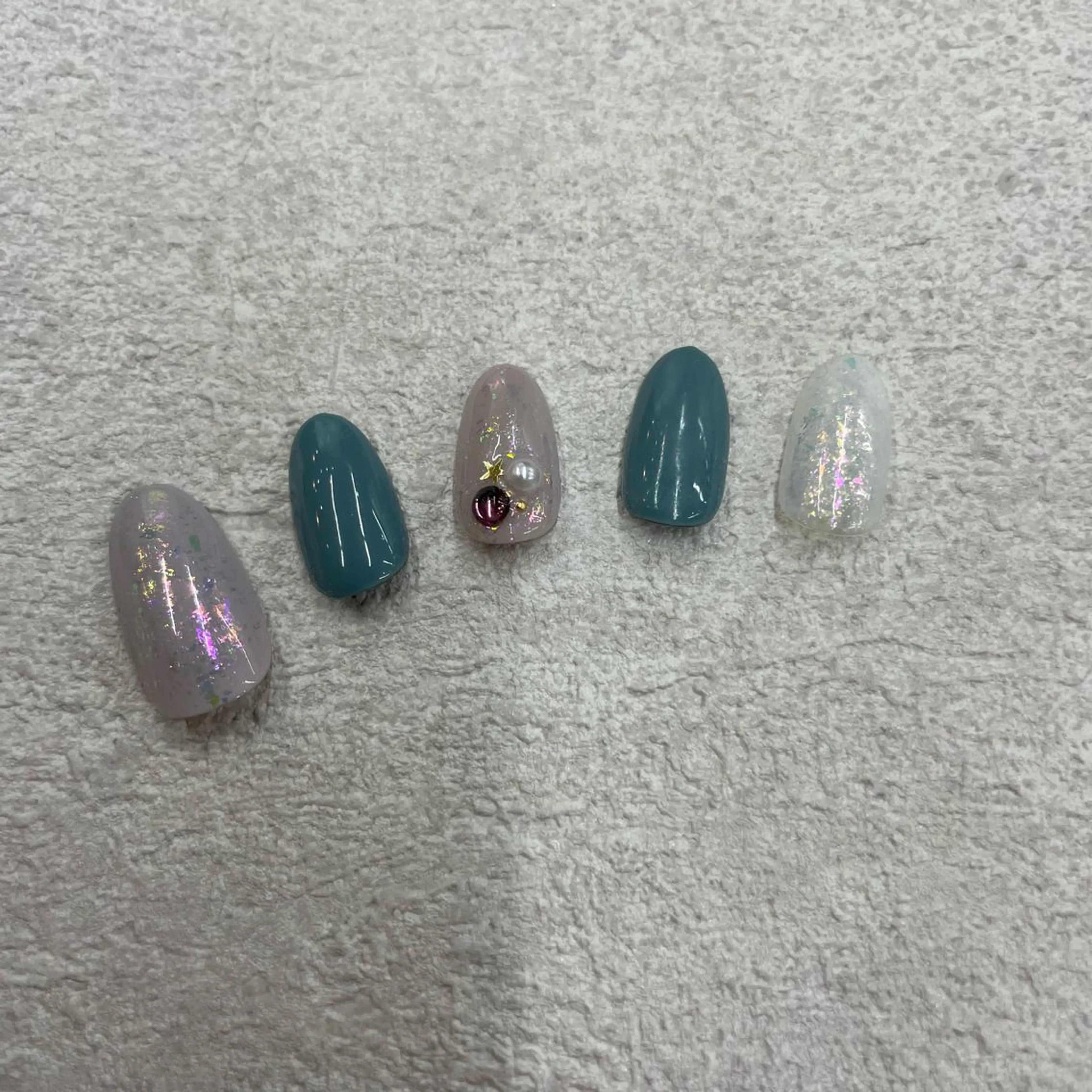 ネイル 東京ネイルアカデミー所属・Hitomi .Oのネイルデザイン