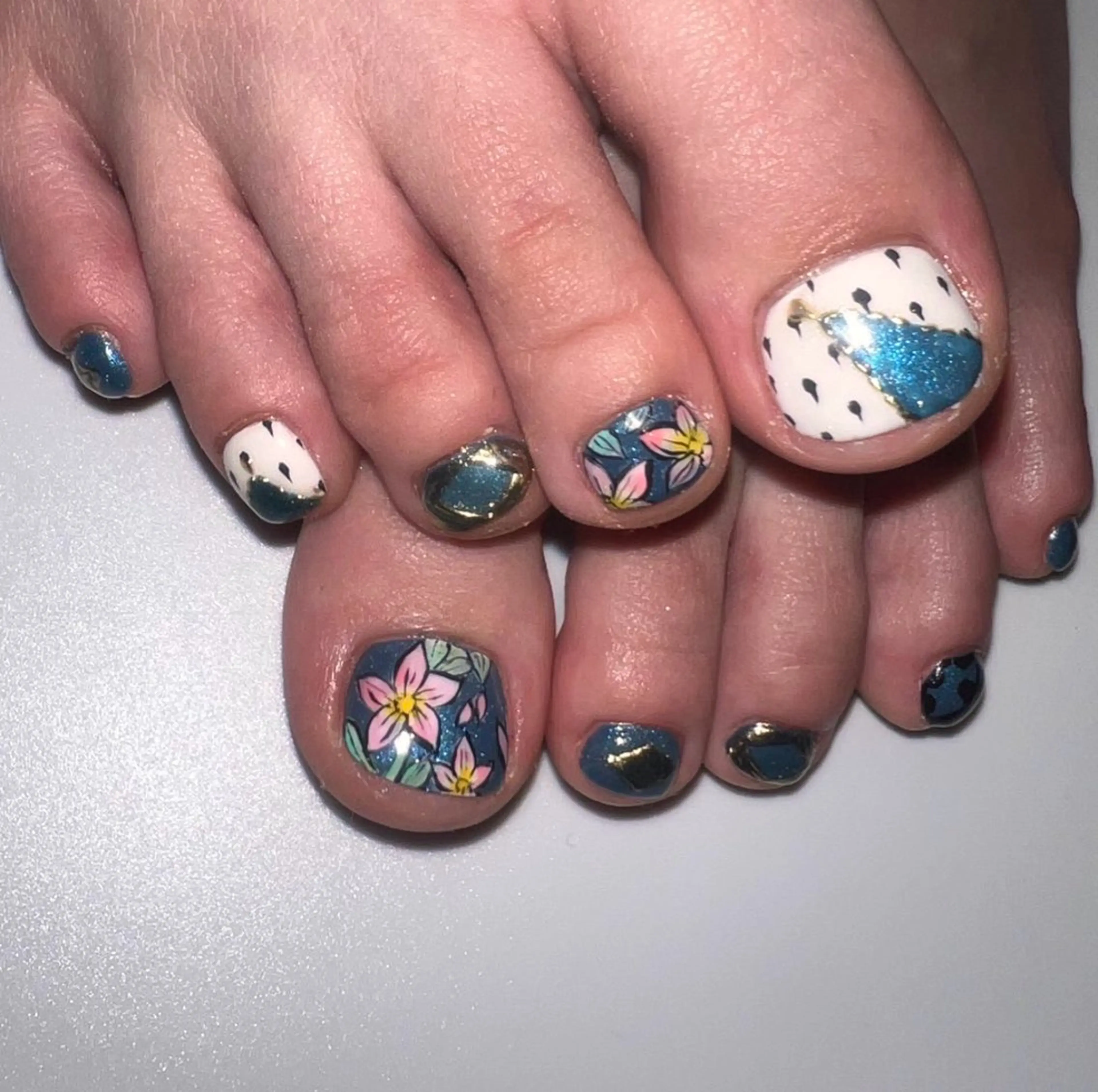 ネイル アートネイル フットネイル 中村 翠のネイルデザイン