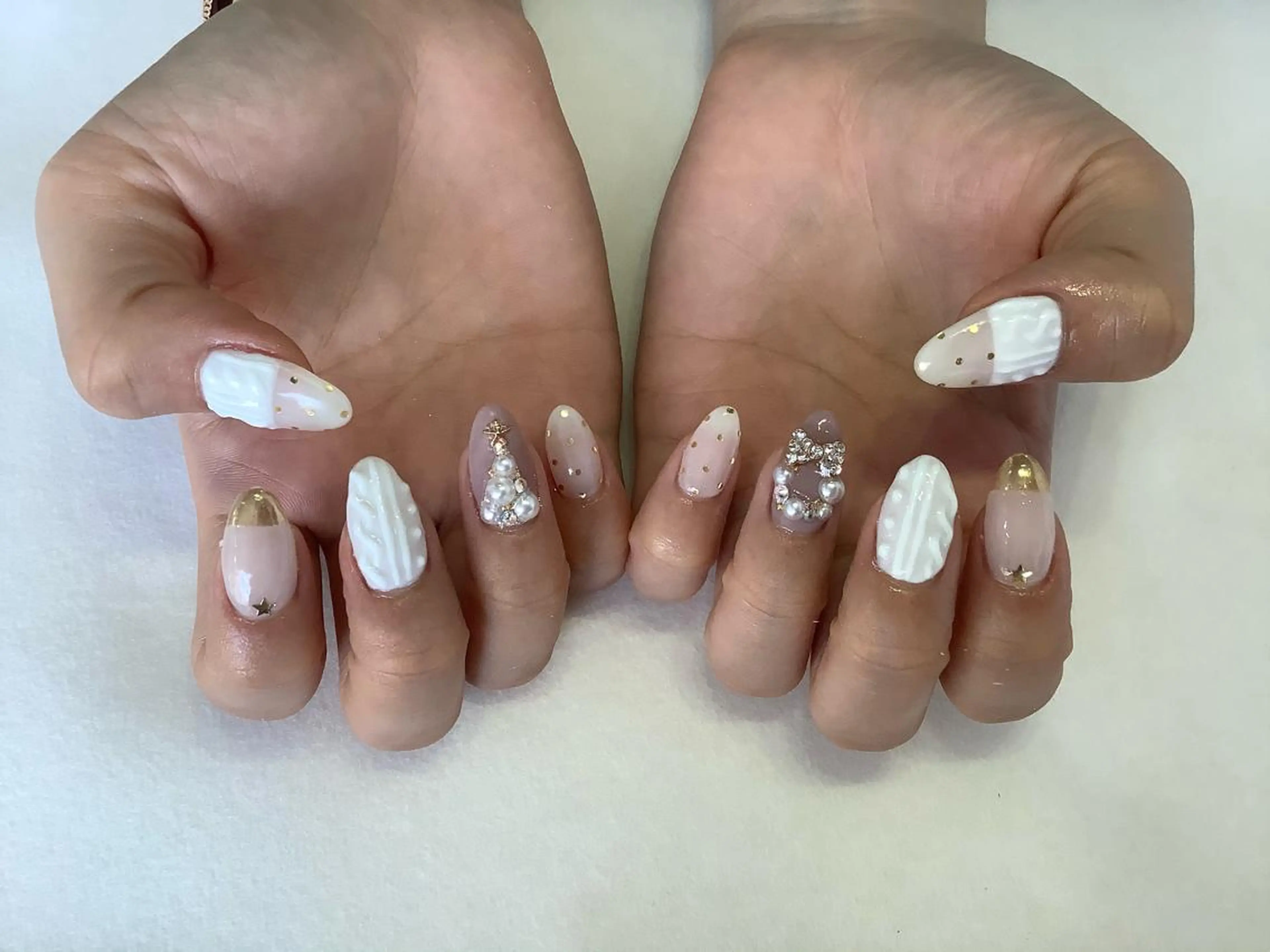 ネイル ハンドネイル 💎🐰 saki. m 🐰💎のネイルデザイン