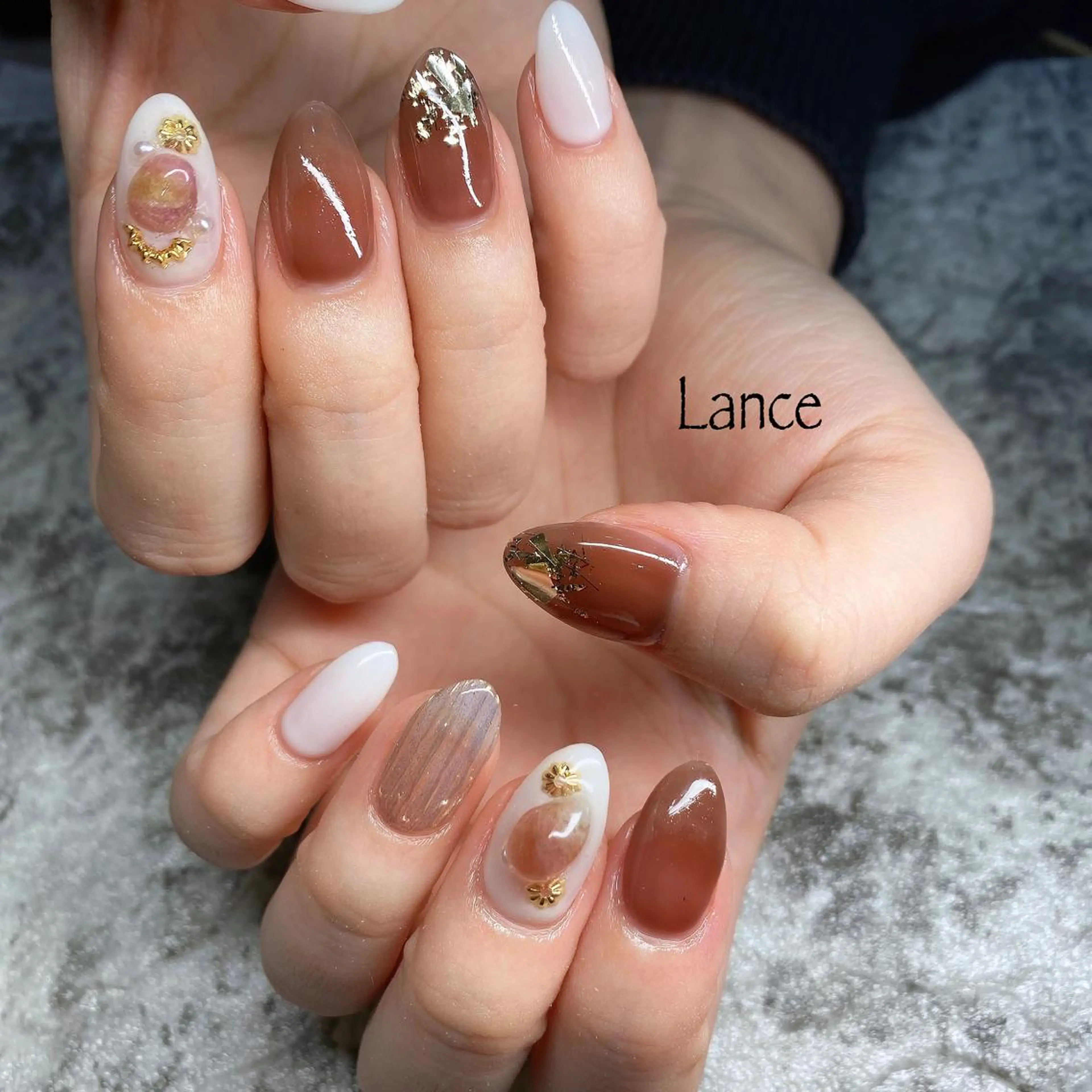 ミディアム ハンドネイル Lance nailのネイルデザイン