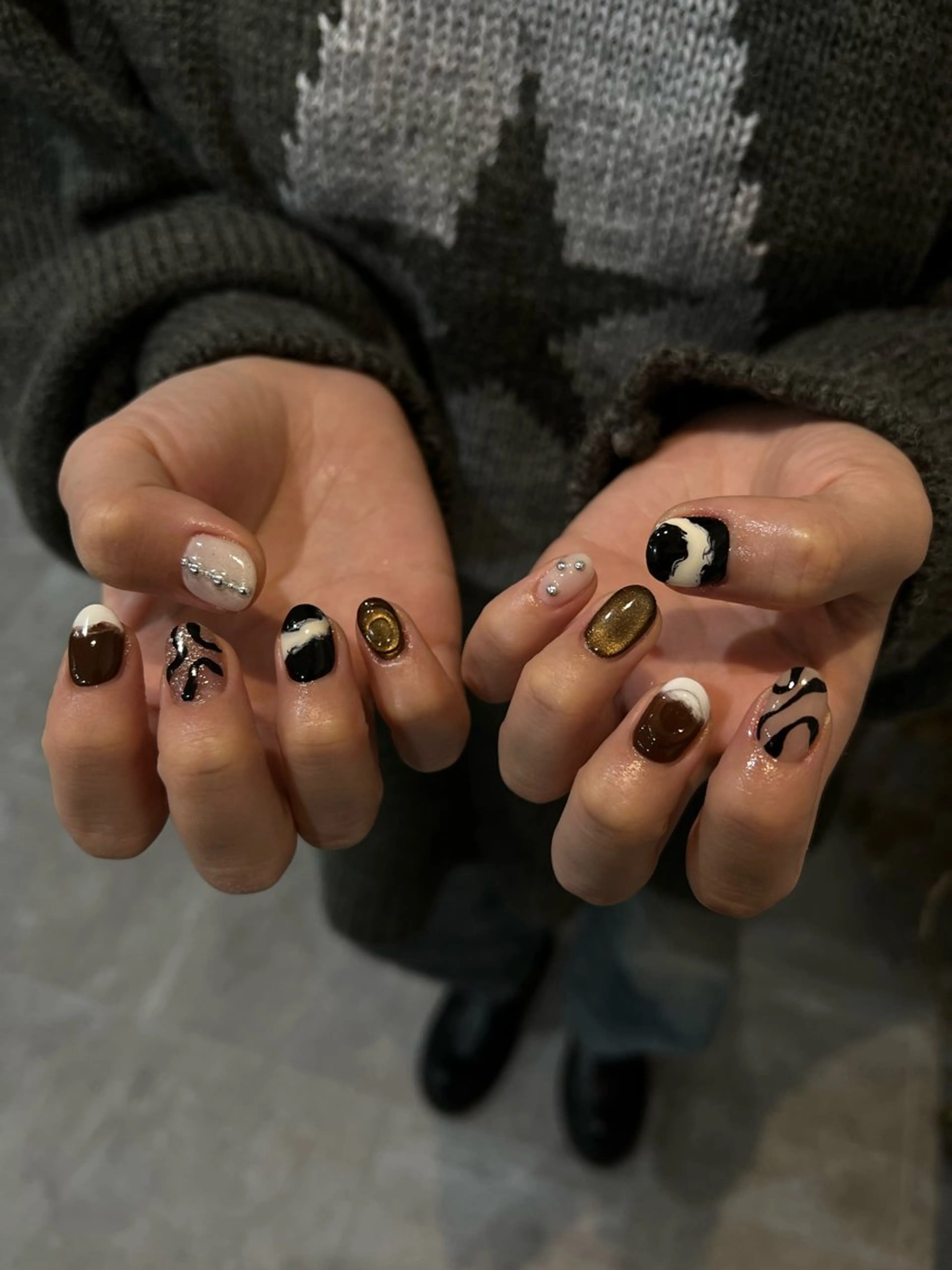 ネイル 持ち込み ハンドネイル miyuu 𓂃🫧‪のネイルデザイン