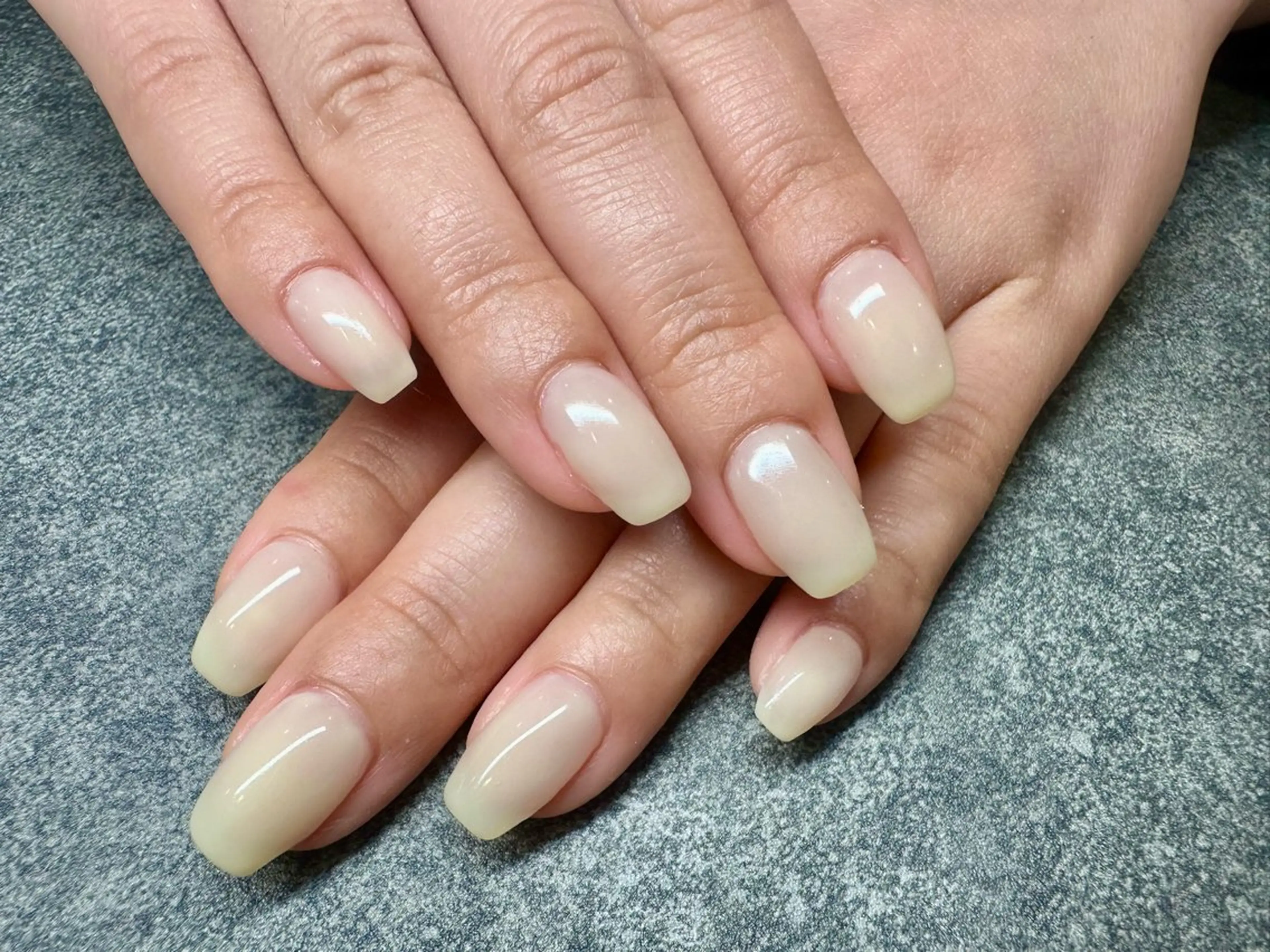 ネイル Re :eight Nail所属・NISHIOKA FUKUMIのネイルデザイン