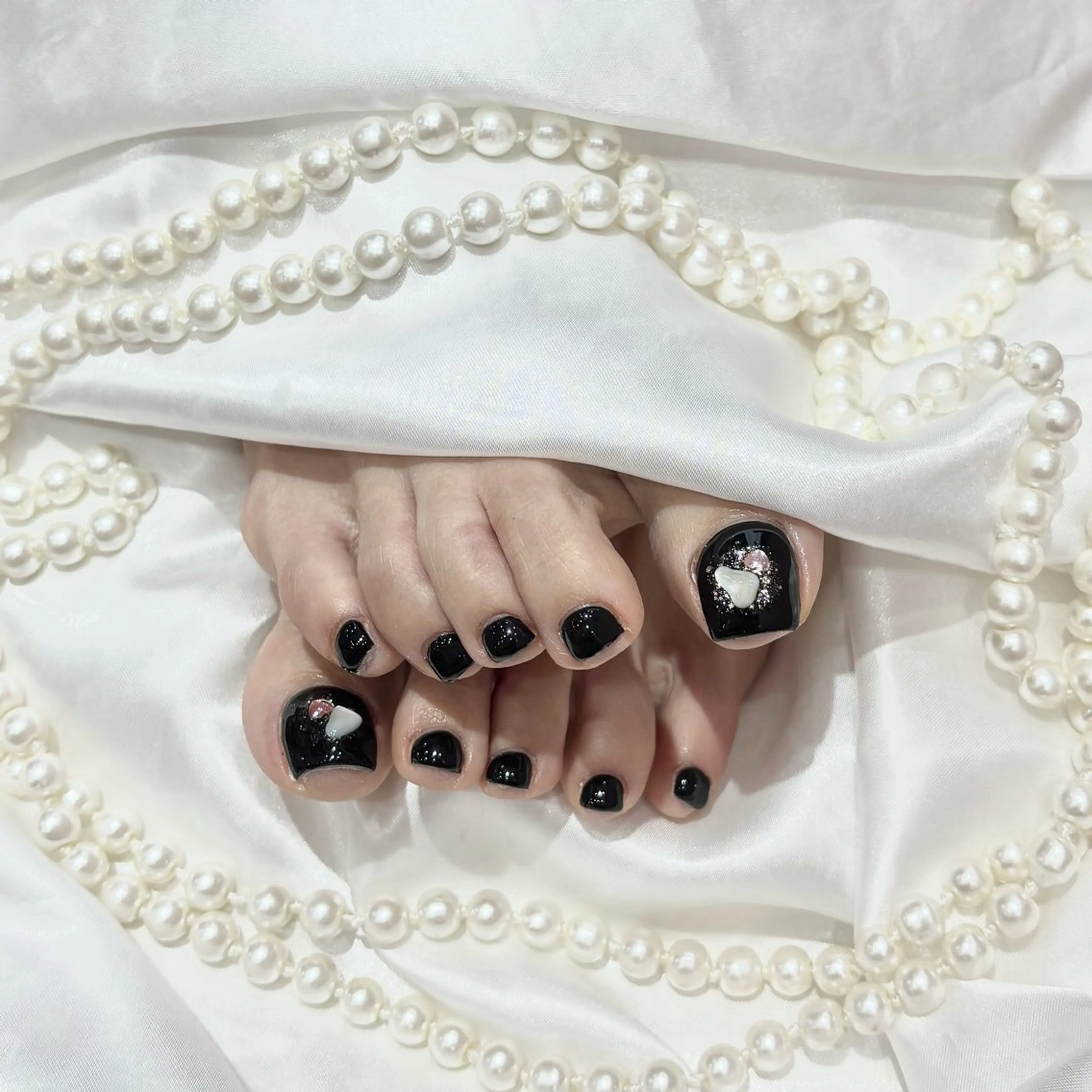 ネイル フットネイル WISTERIA suraのネイルデザイン