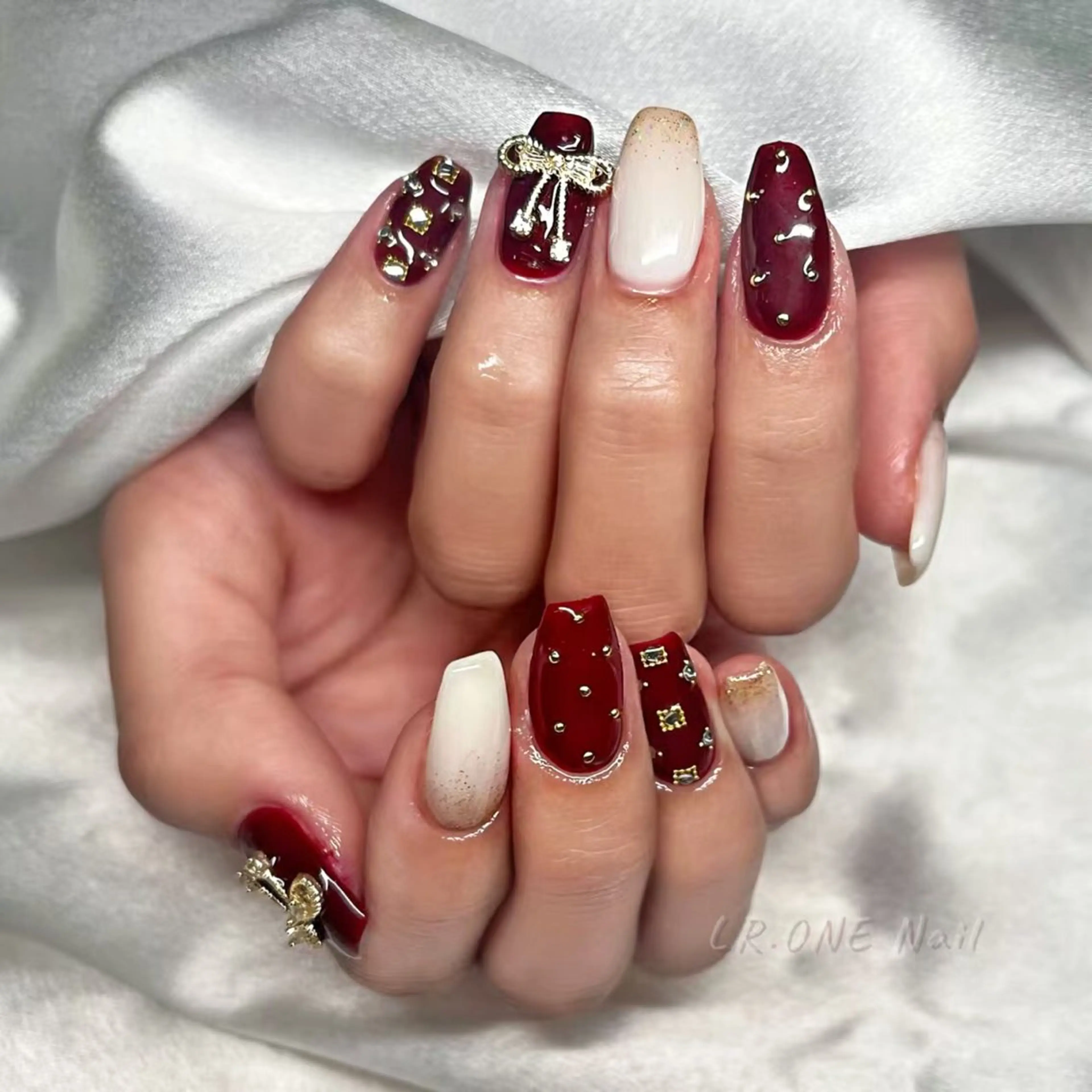 ネイル LR.ONE ヨウのネイルデザイン