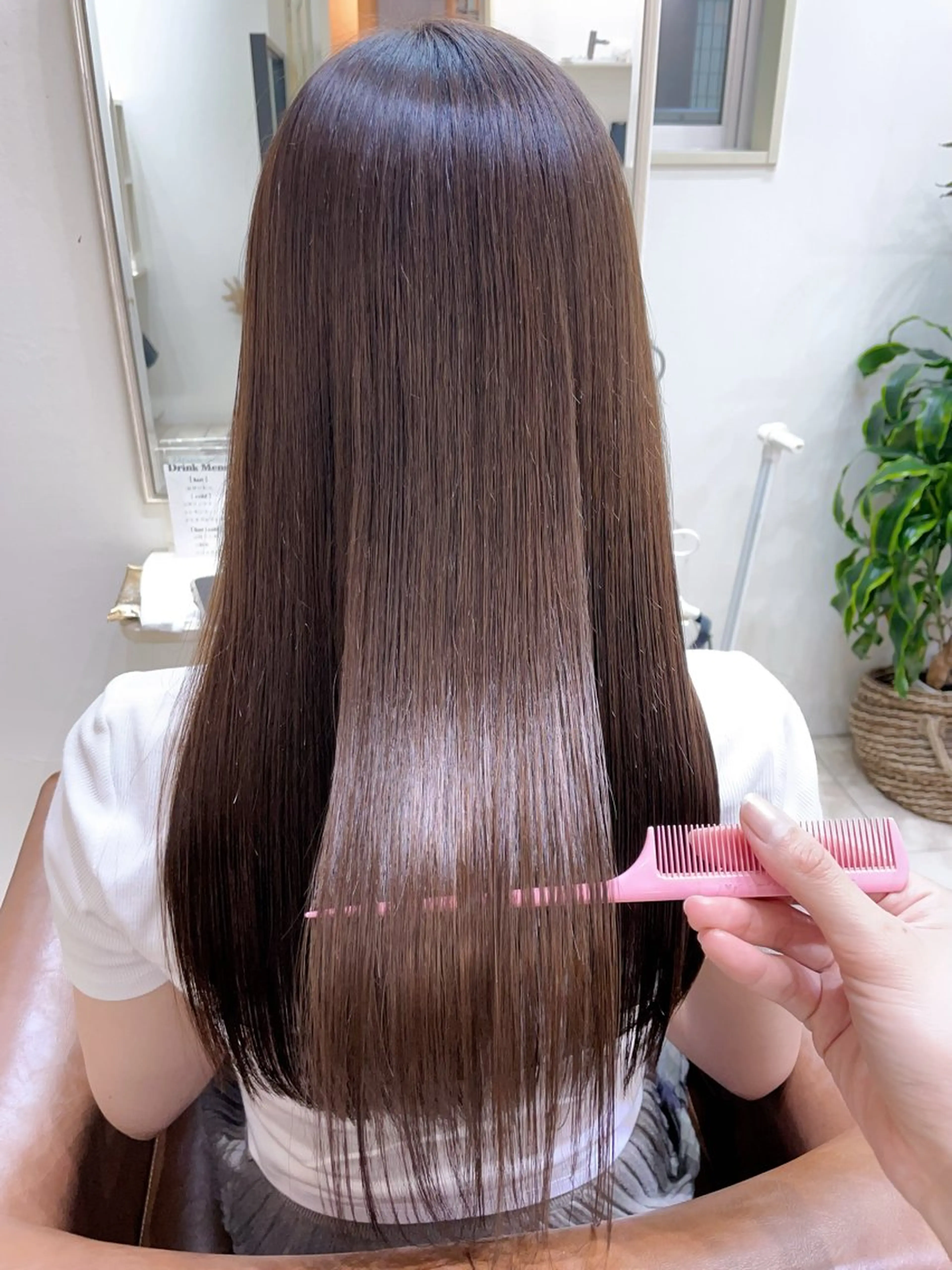 ロング カラー カット ヘアカラー 縮毛矯正 トリートメント 村山 茉衣のヘアスタイル