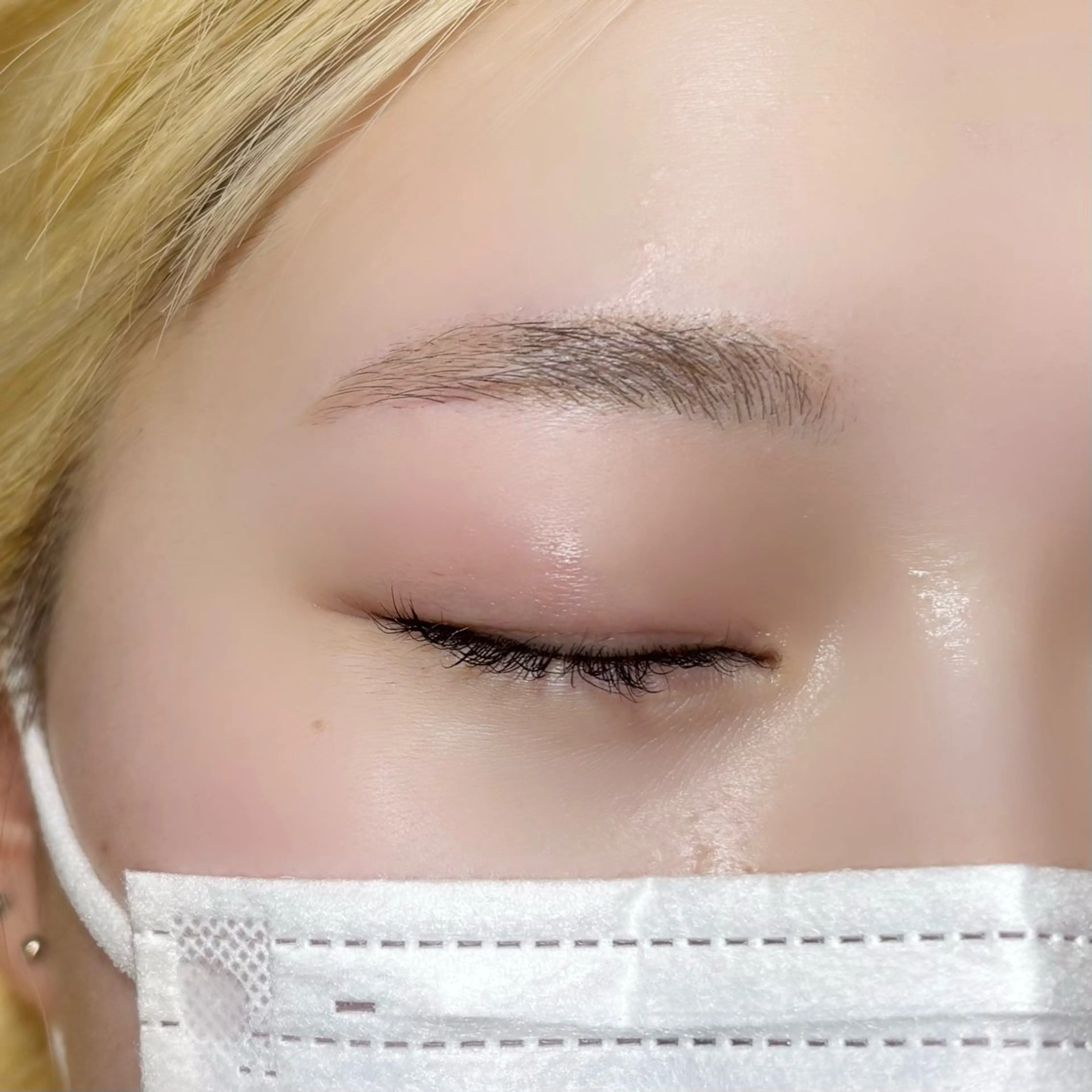 アイブロウ ワックス脱毛 眉カット meguru／マツパ ／マツエク／束感のマツエク・マツパデザイン