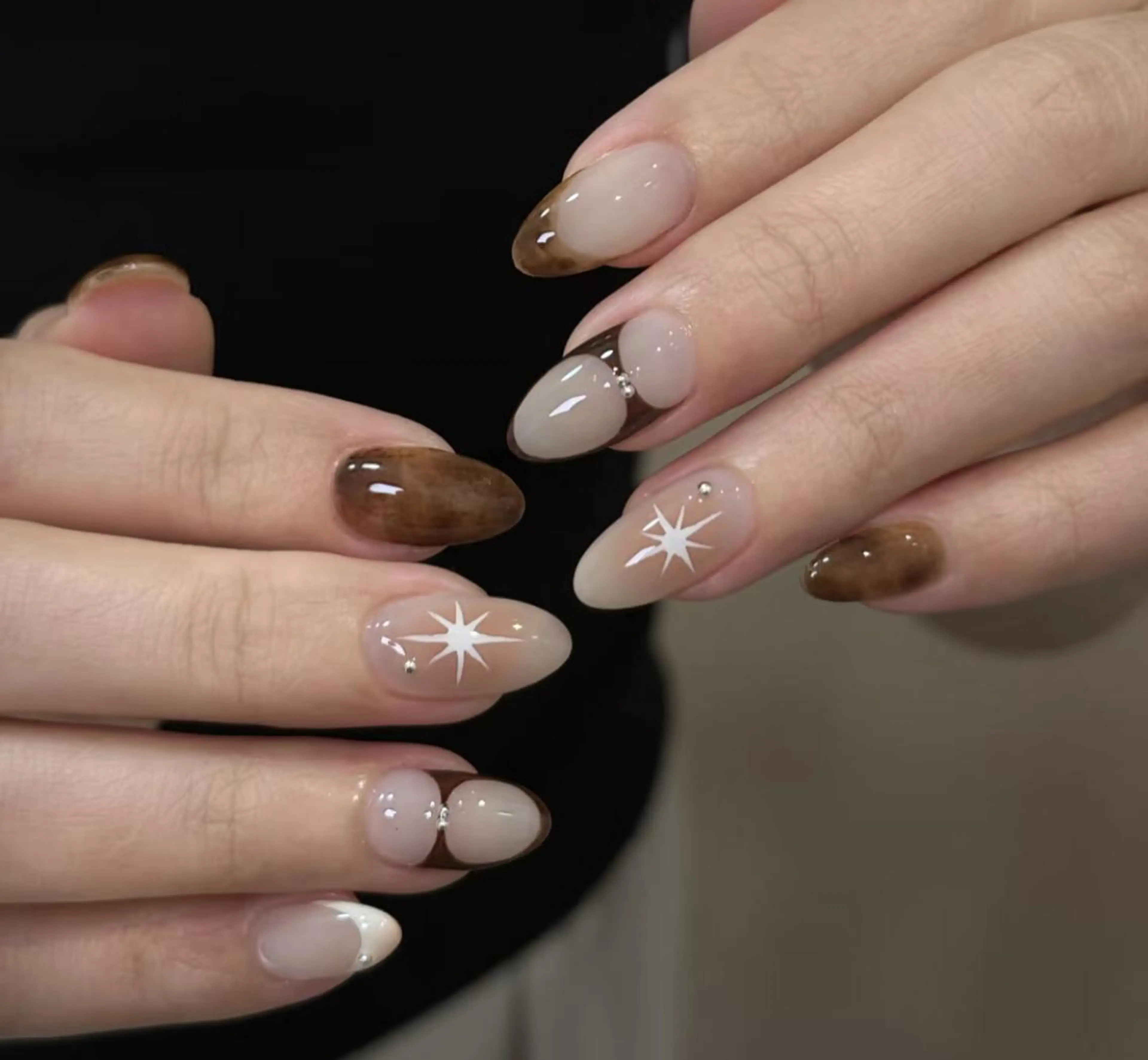 ネイル ハンドネイル 🎀 Ayaka_nailのネイルデザイン