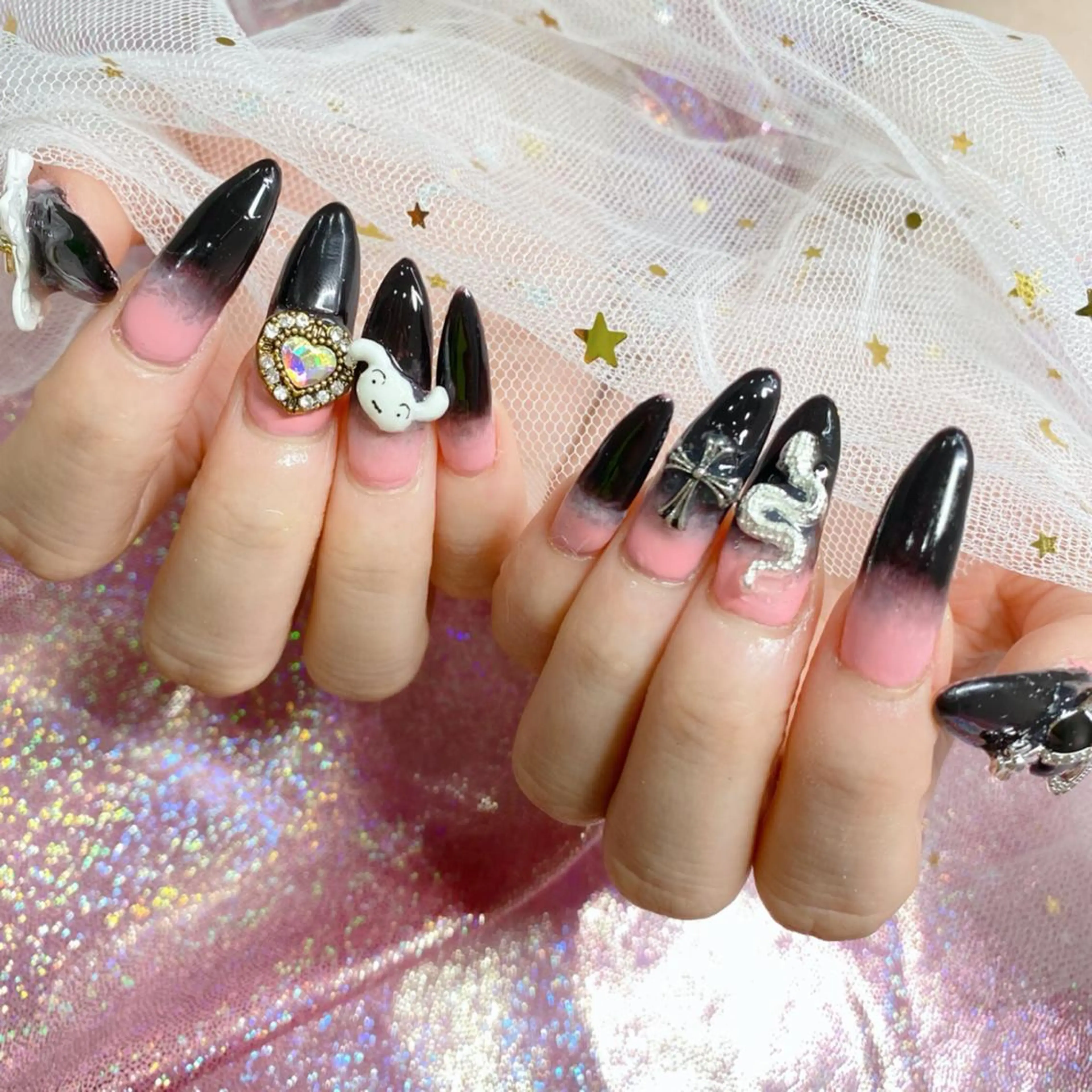 ネイル Nail Salon & MORE.のネイルデザイン