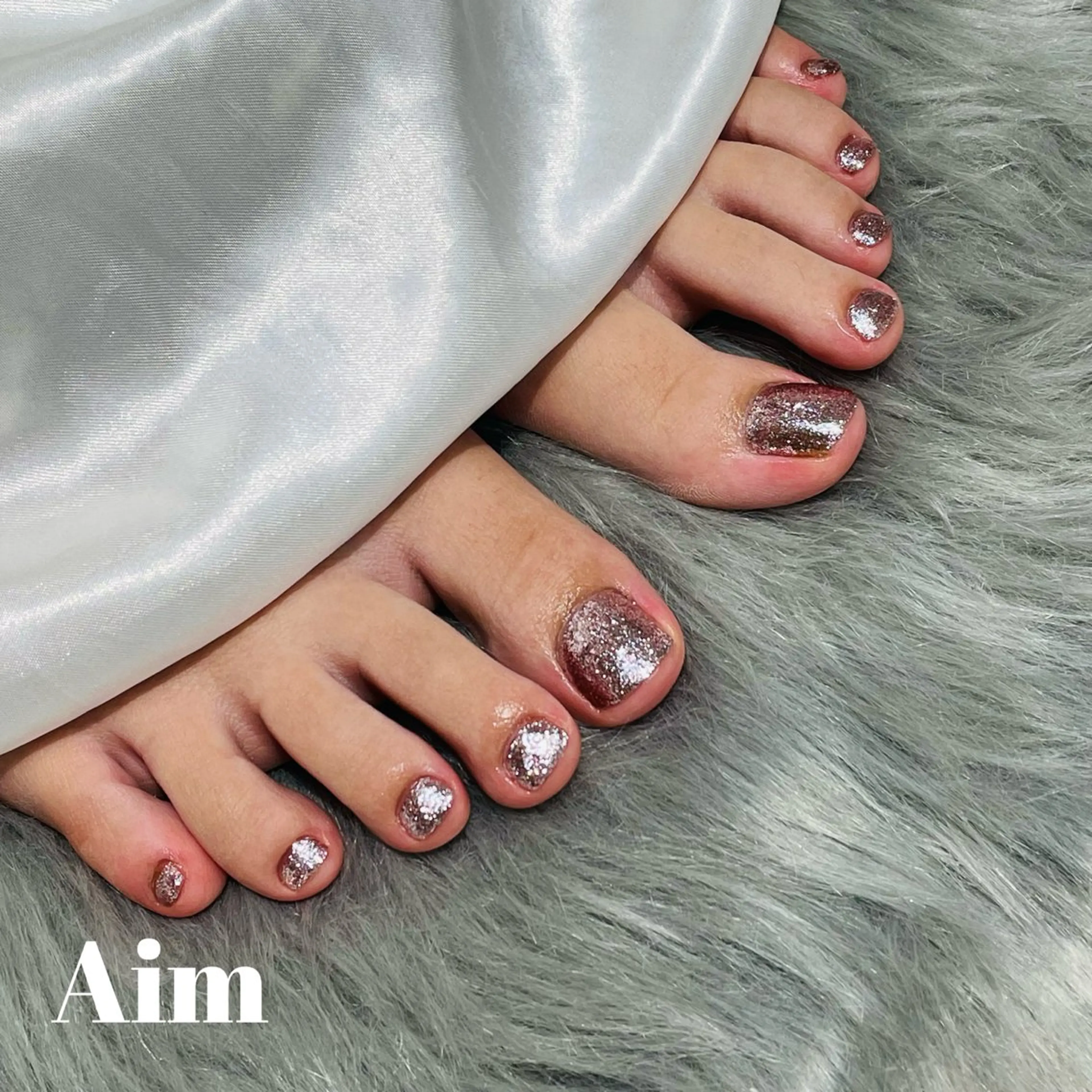 ネイル フットネイル ネイルサロンAim河原町[ヘアセット　ヘアエクステ　着付　専門店]所属・Aim🌿 kanaのネイルデザイン