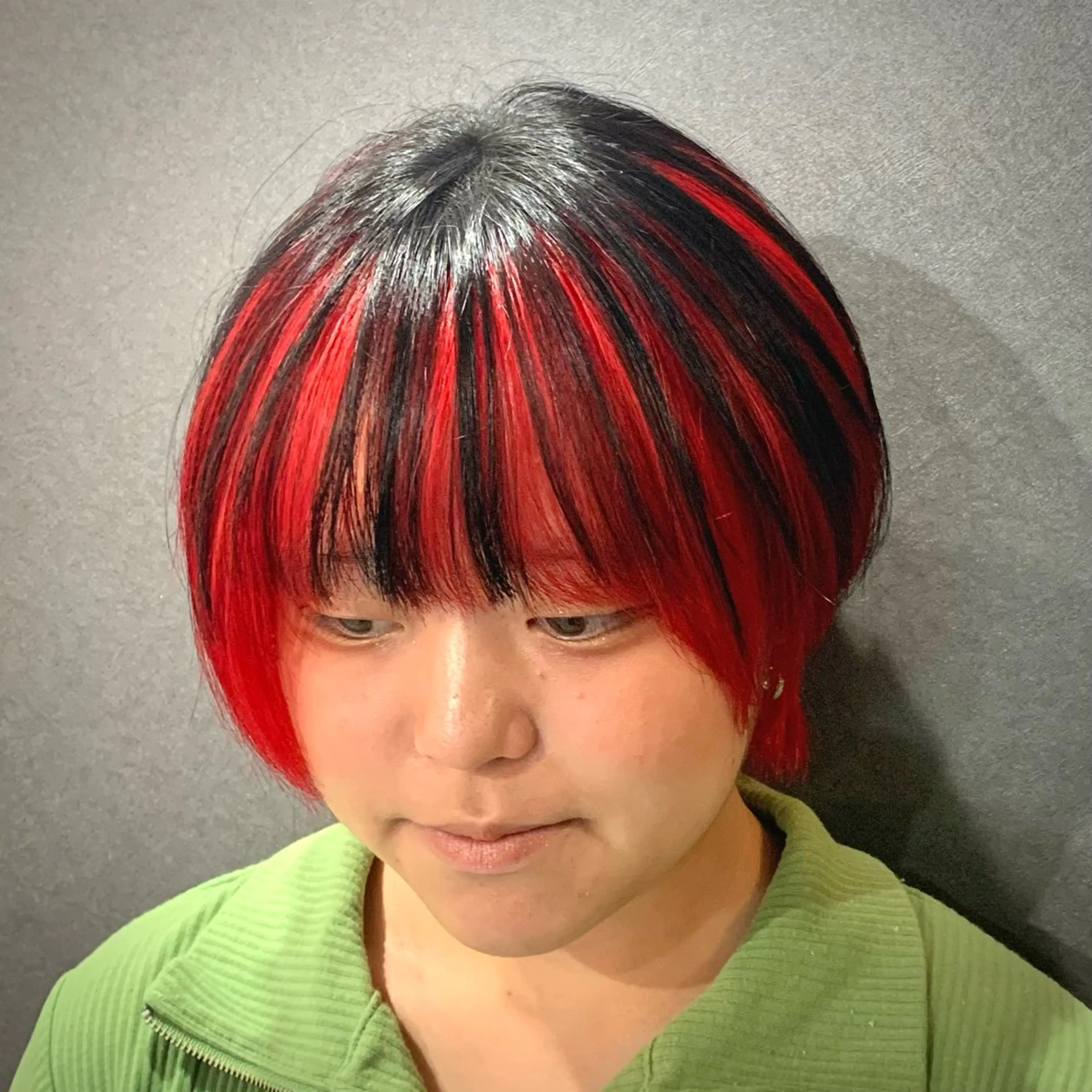 ショート カラー ブリーチ デザインカラー レッドカラー camiu:hair所属・✂︎ SOICHI ✂︎のヘアスタイル