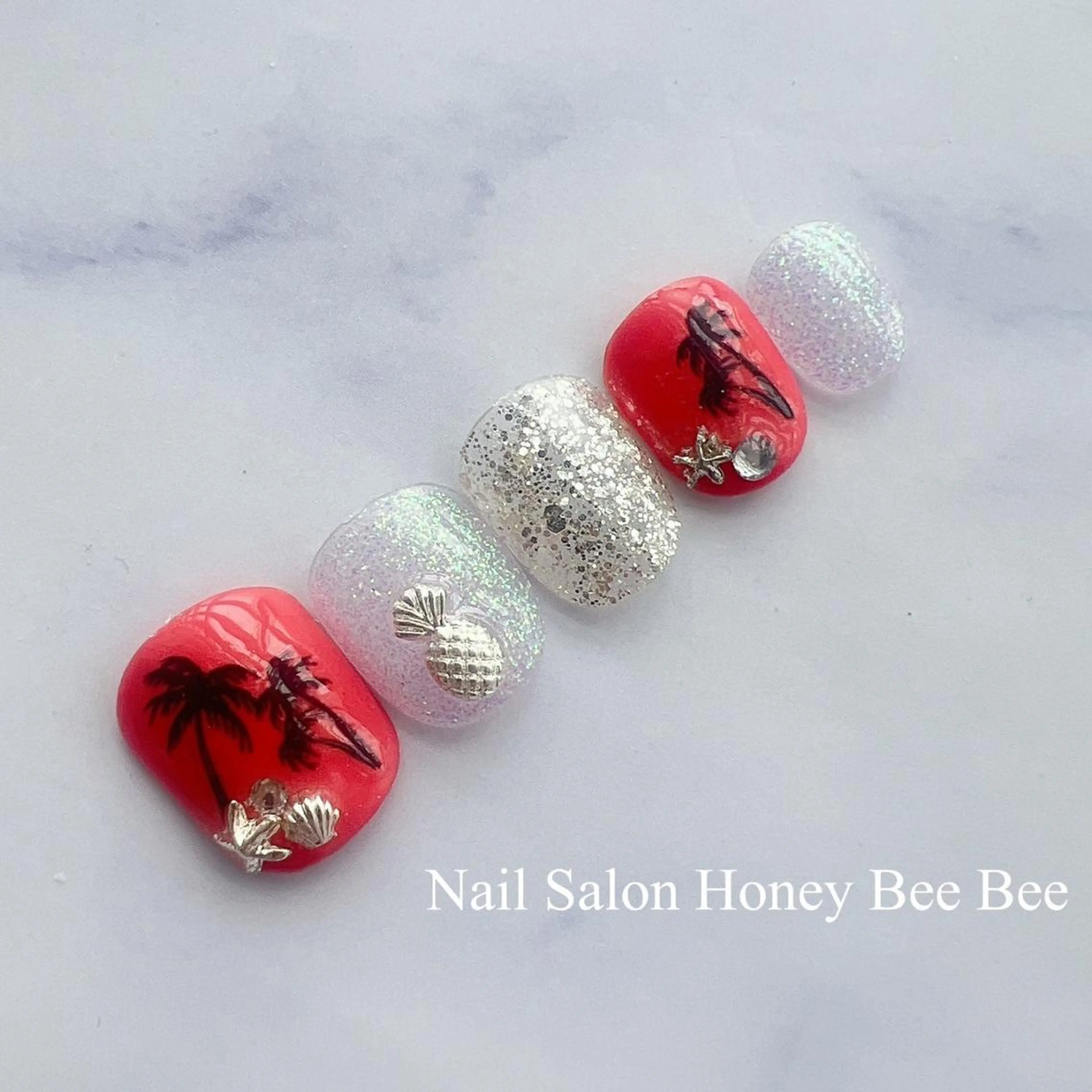 ネイル Nail salon Honey Beeのネイルデザイン