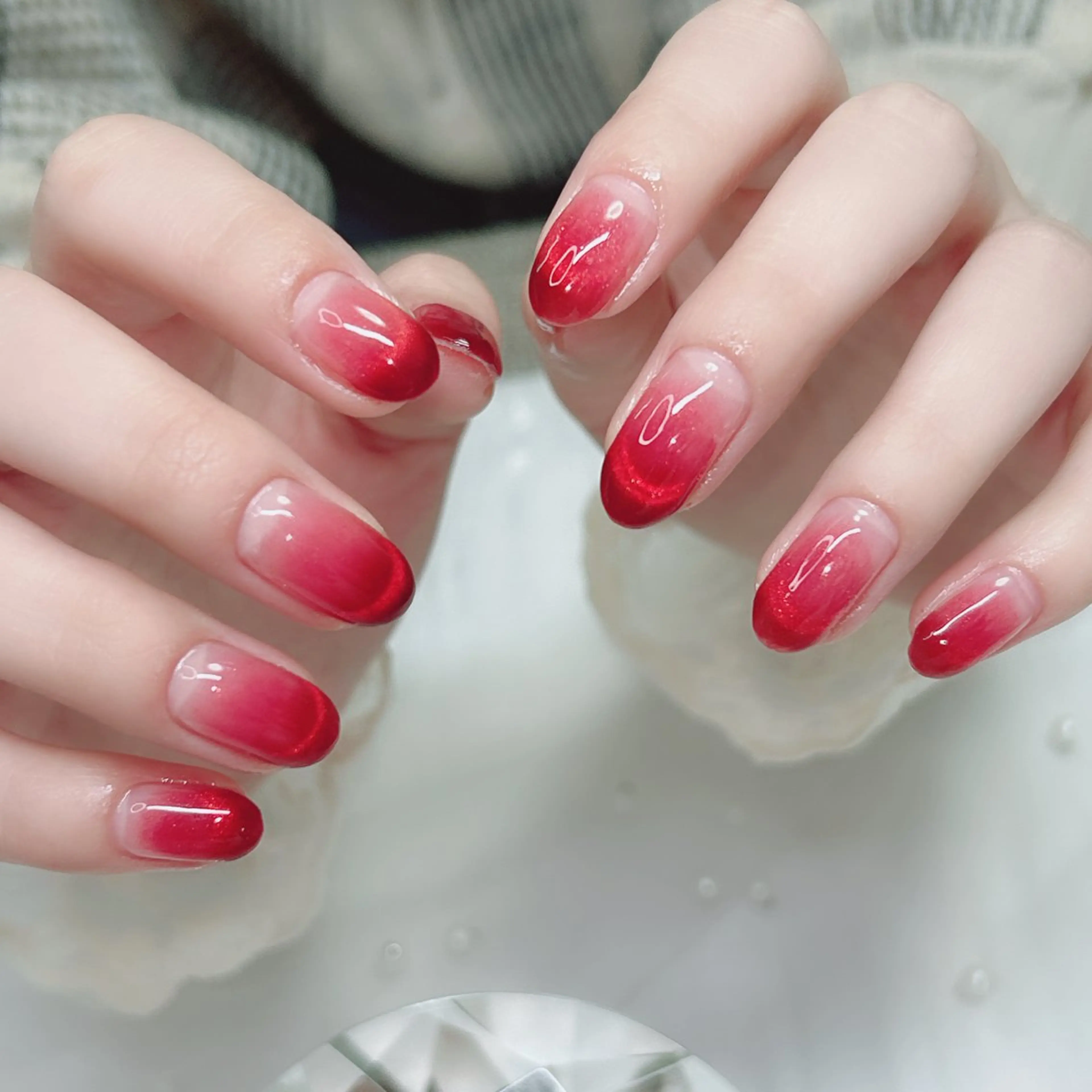 ネイル オーロラネイル ミラーネイル オフィスネイル ワンカラーネイル シンプルネイル ハンドネイル Cute Tips nailのネイルデザイン
