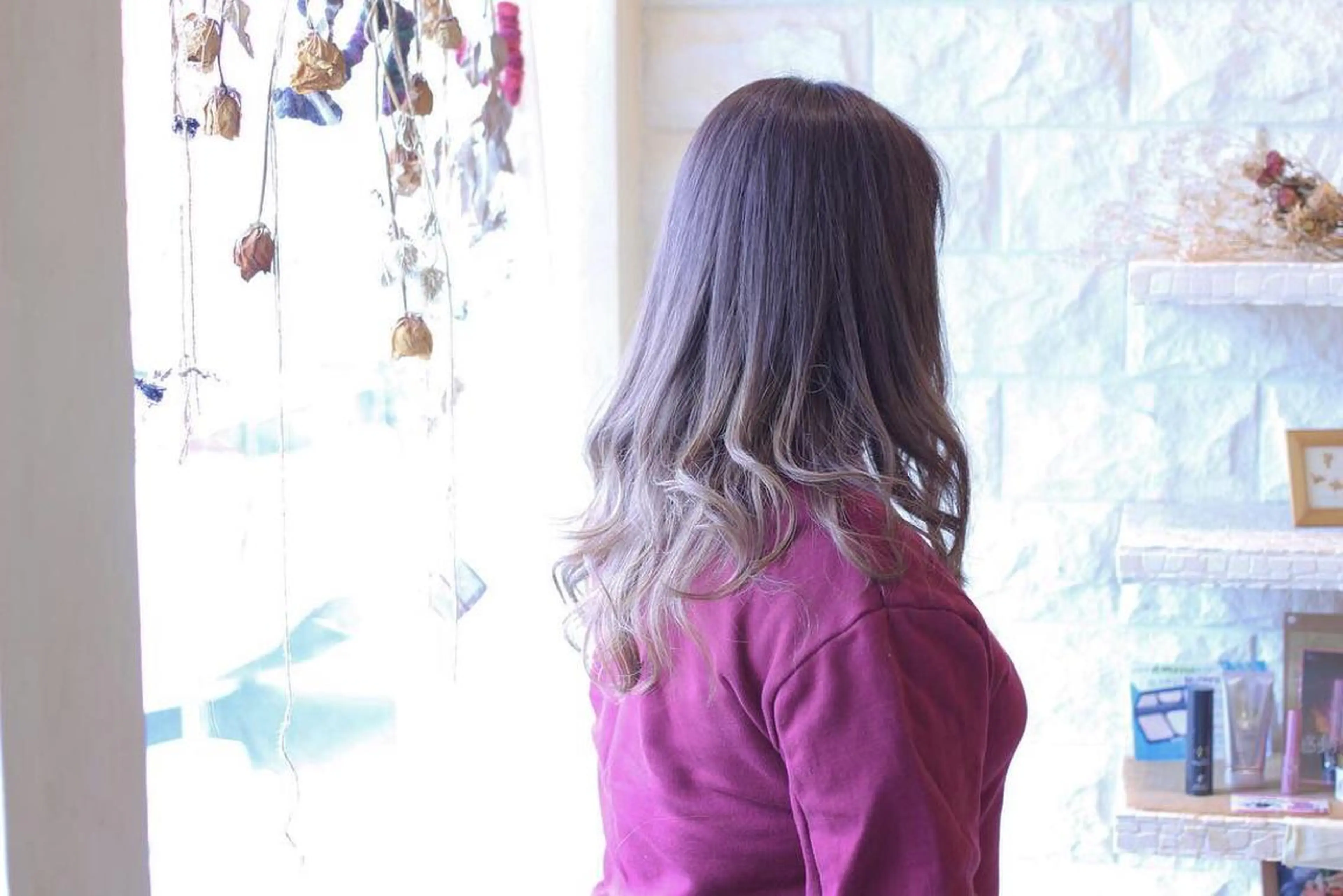 ロング カラー ベージュカラー グラデーションカラー ヘアカラー 土居 正季のヘアスタイル