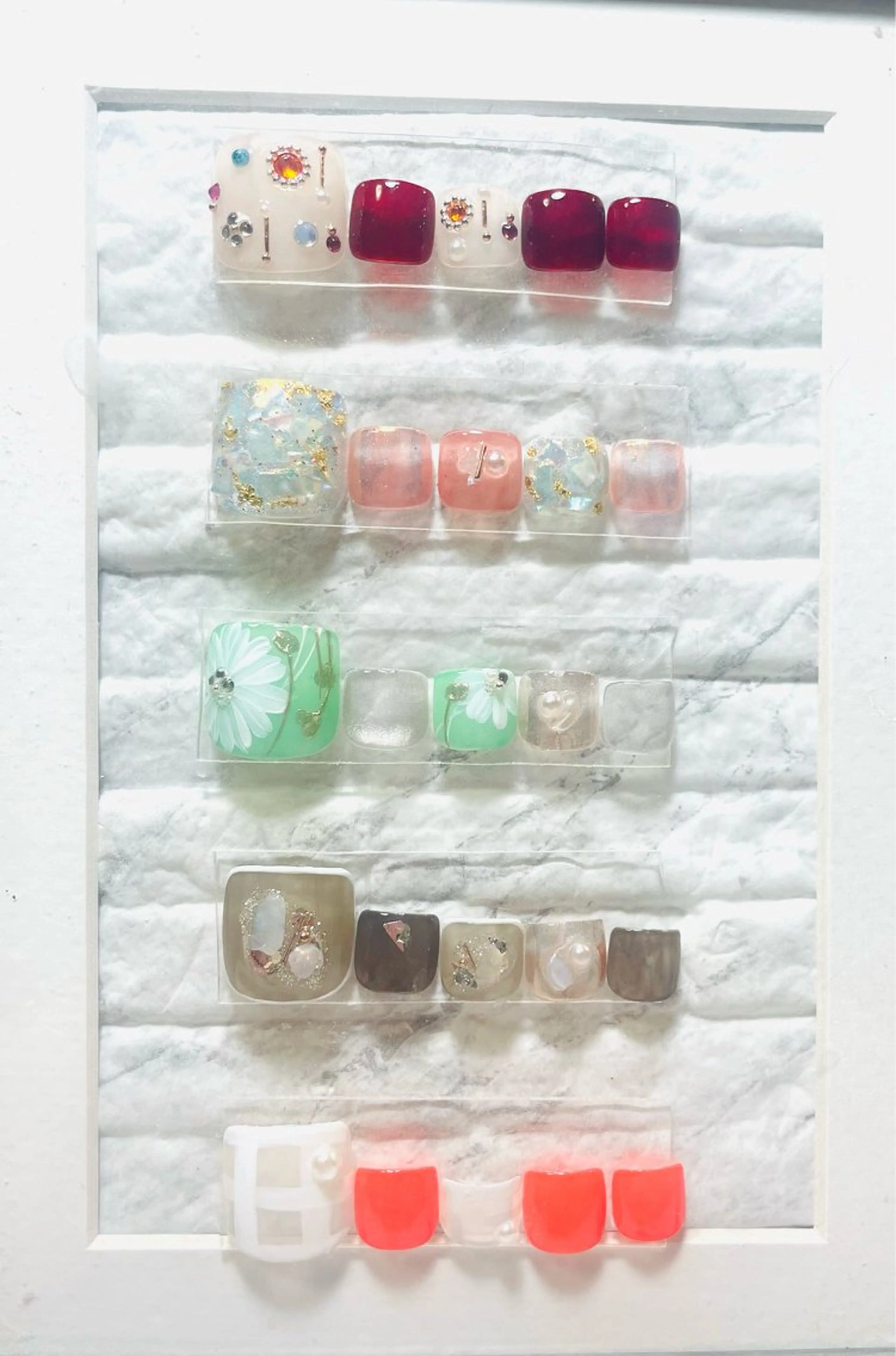 ネイル フットネイル yochi nailのネイルデザイン