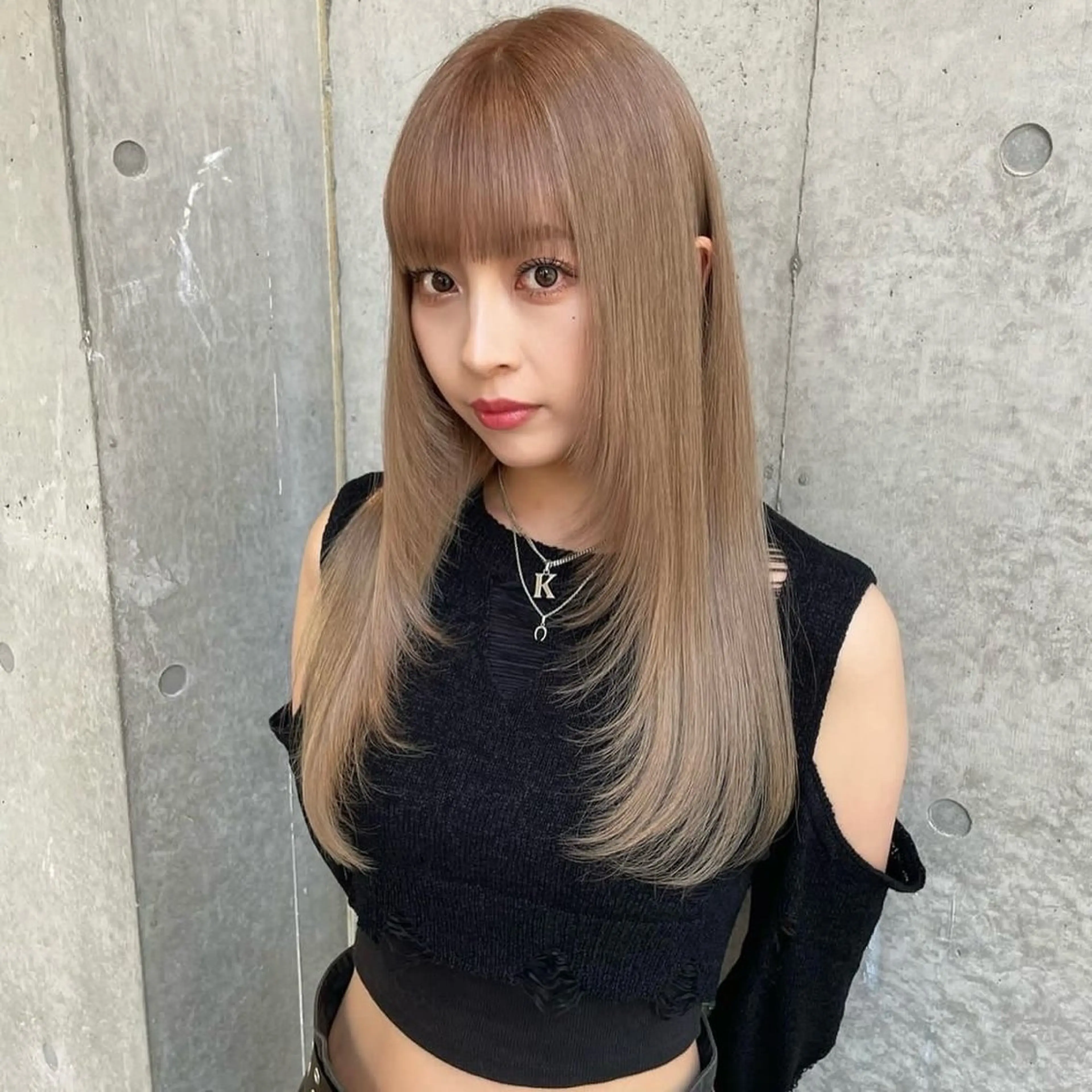 ロング カラー ベージュカラー レイヤーカット カット ヘアカラー トリートメント Mizobe misakiのヘアスタイル