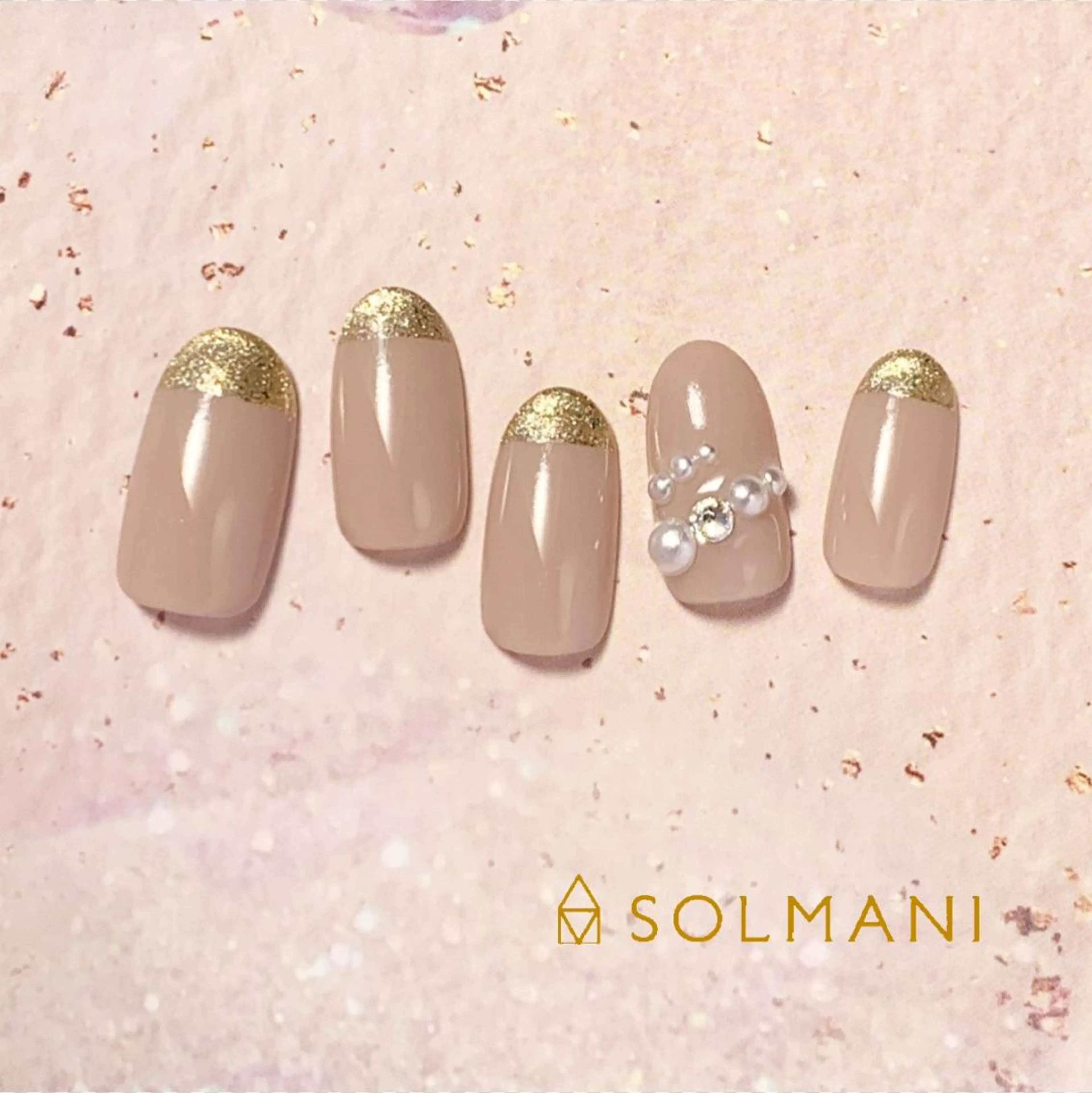 ネイル SOLMANI 予約担当のネイルデザイン