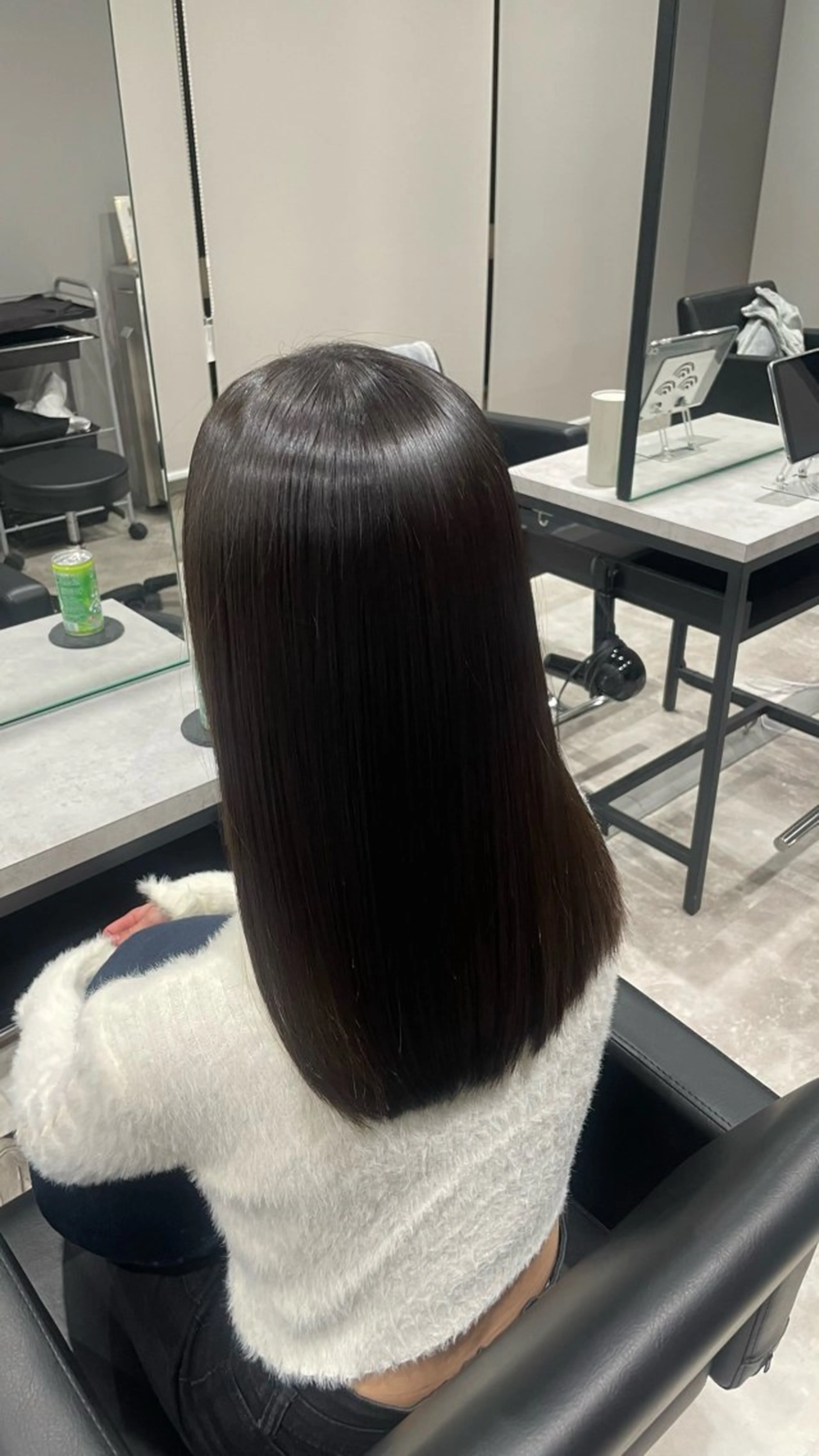 セミロング 縮毛矯正 neo.所属・🎀neo.RIN/ 透け感艶カラー🎀のヘアスタイル